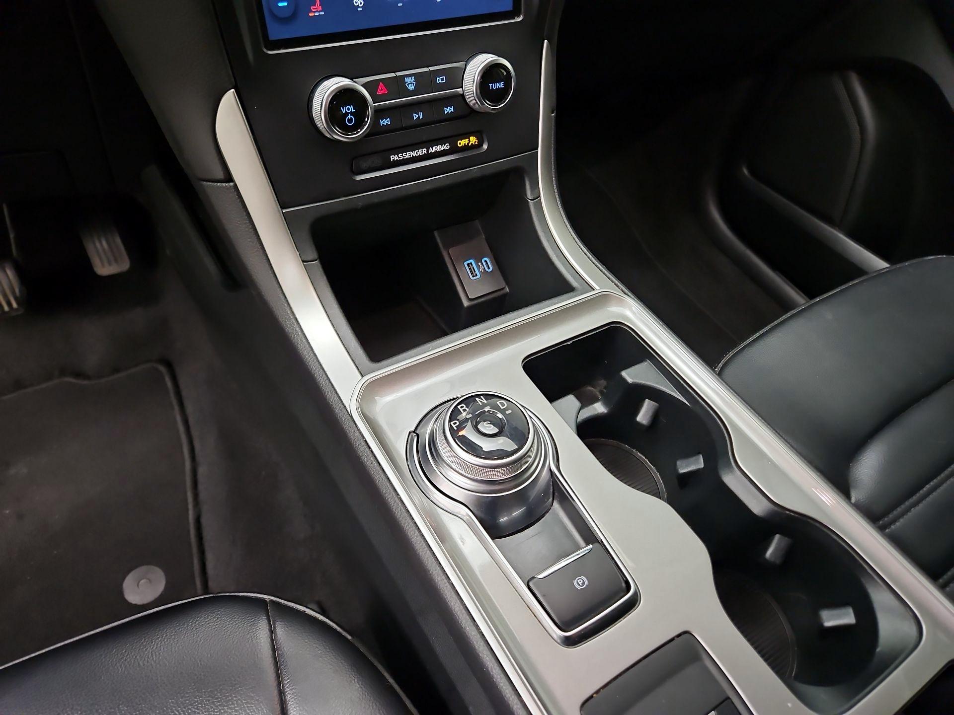 Thumbnail: 2024 Ford Edge - 17