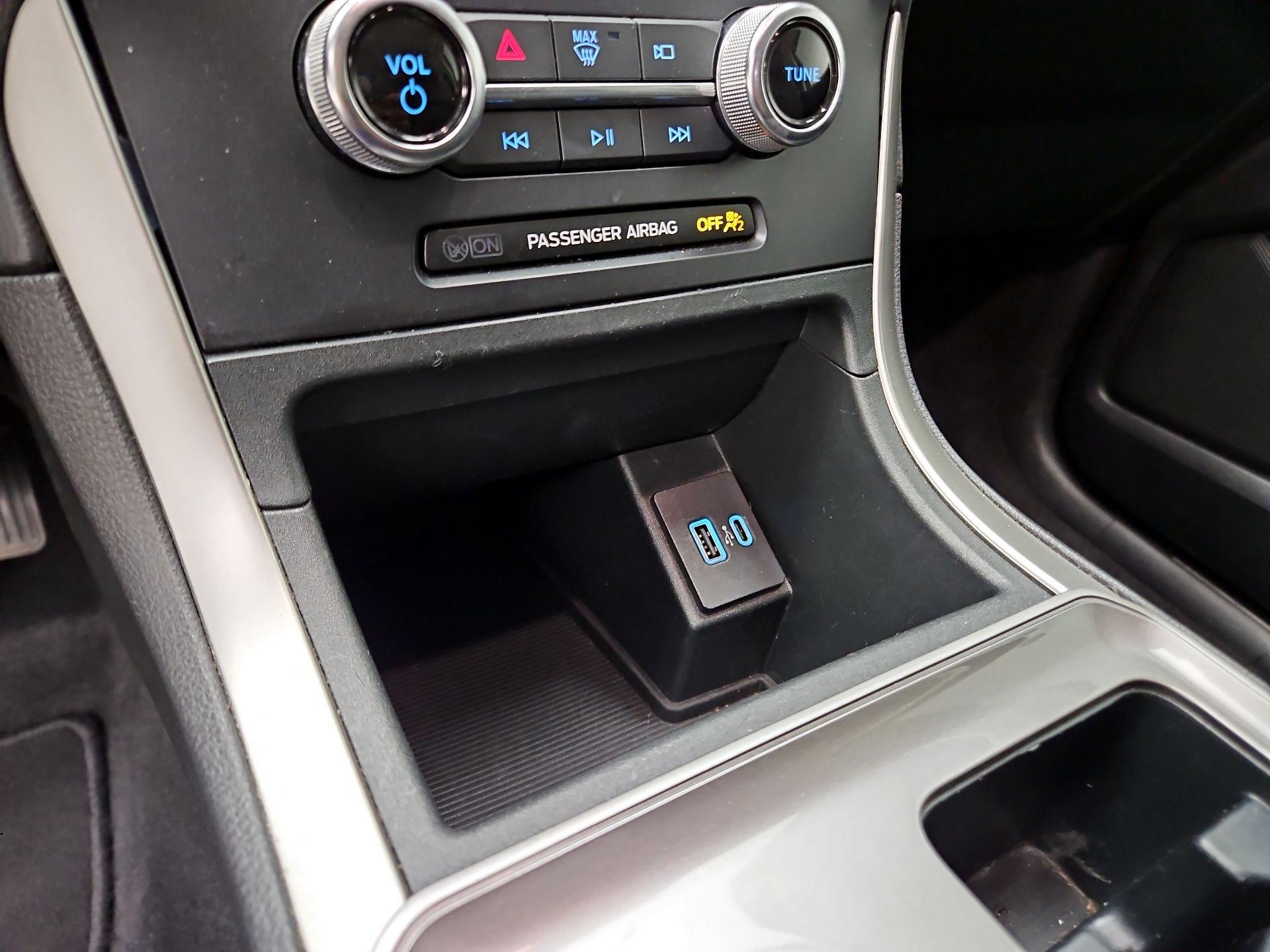 Thumbnail: 2024 Ford Edge - 18