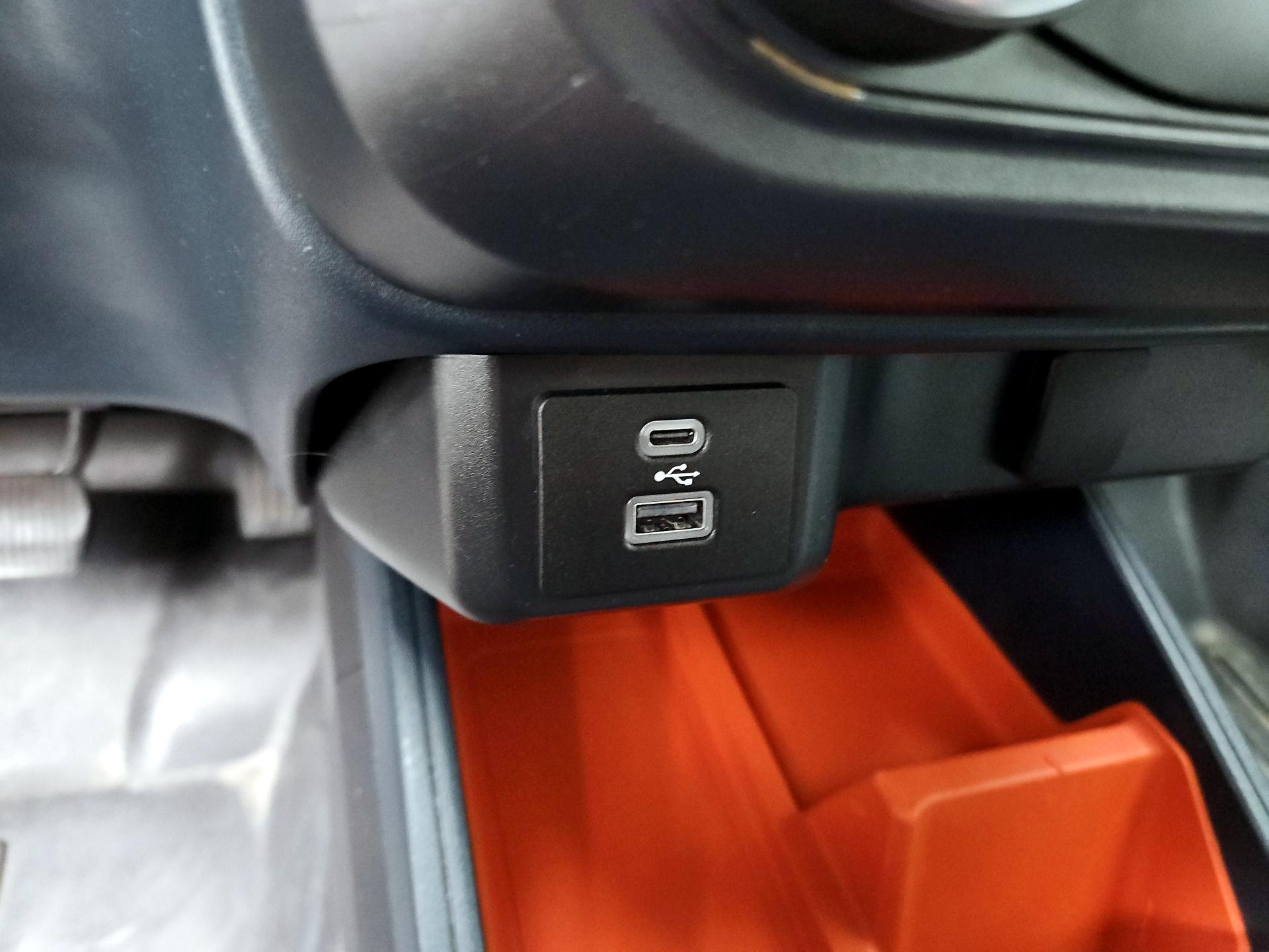 Thumbnail: 2022 Ford Maverick - 18