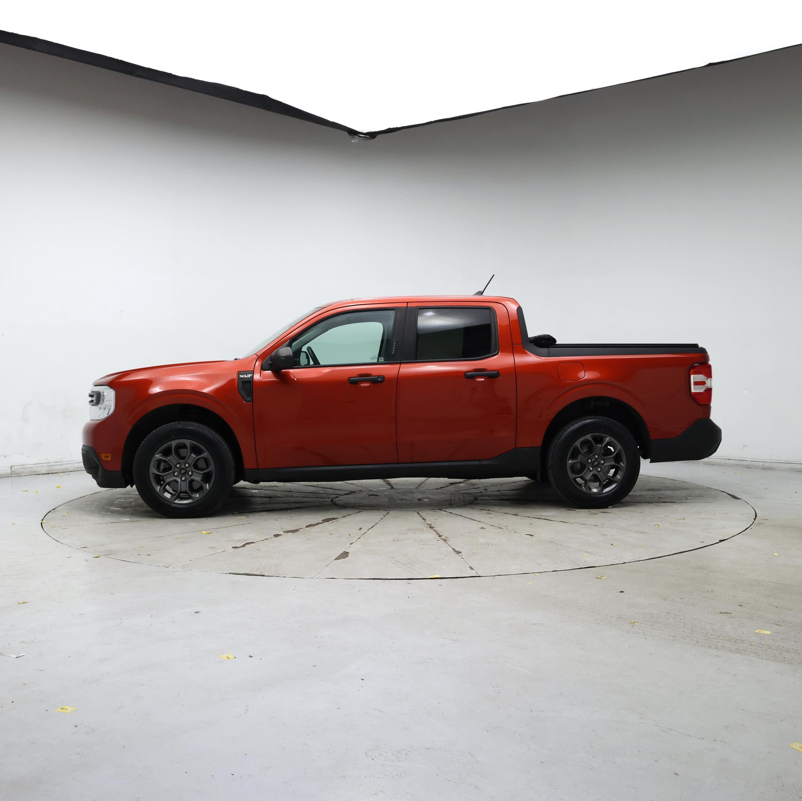 Thumbnail: 2022 Ford Maverick - 3