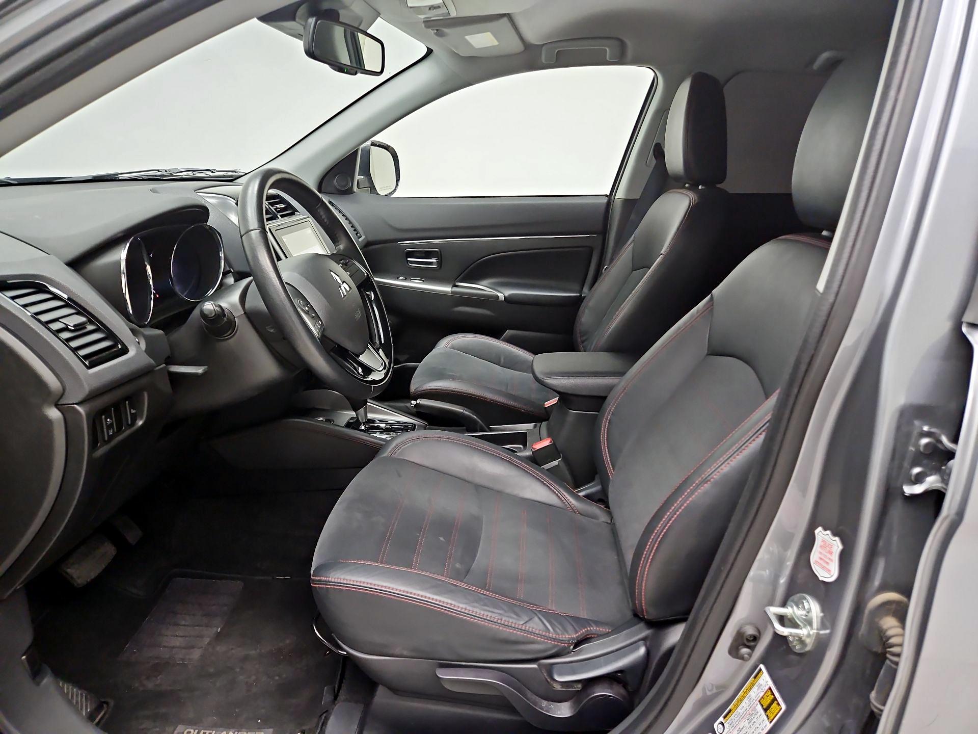 Thumbnail: 2022 Mitsubishi Outlander Sport - 11