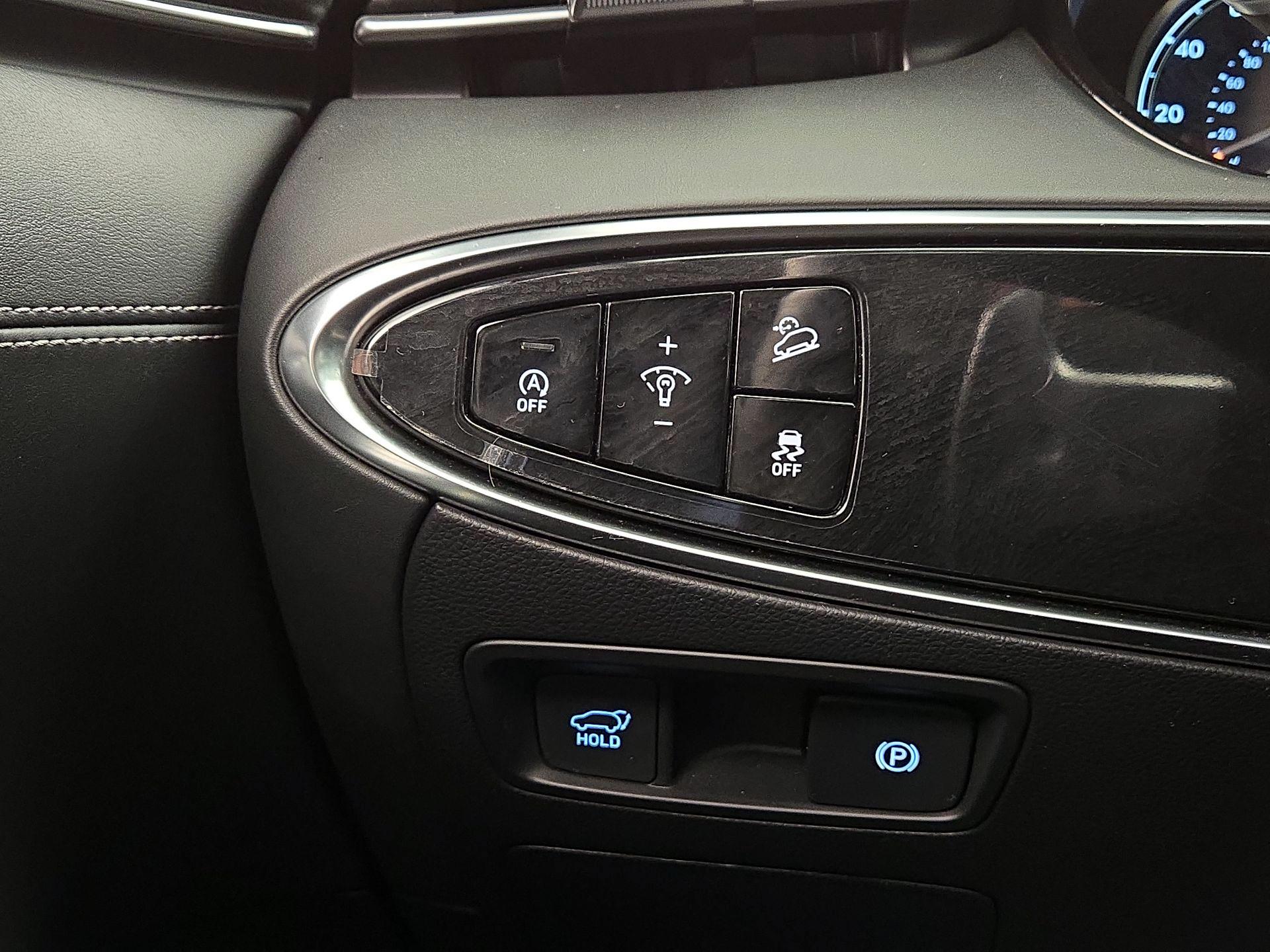 Thumbnail: 2025 Genesis GV70 - 11