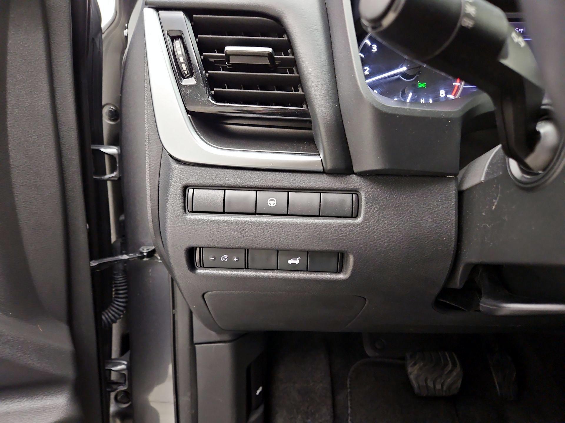 Thumbnail: 2023 Nissan Rogue - 13