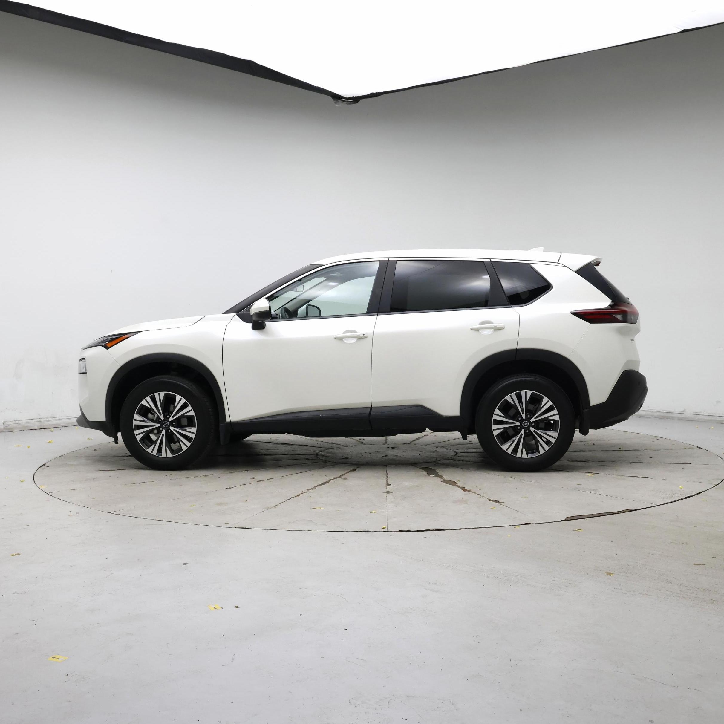 Thumbnail: 2023 Nissan Rogue - 3