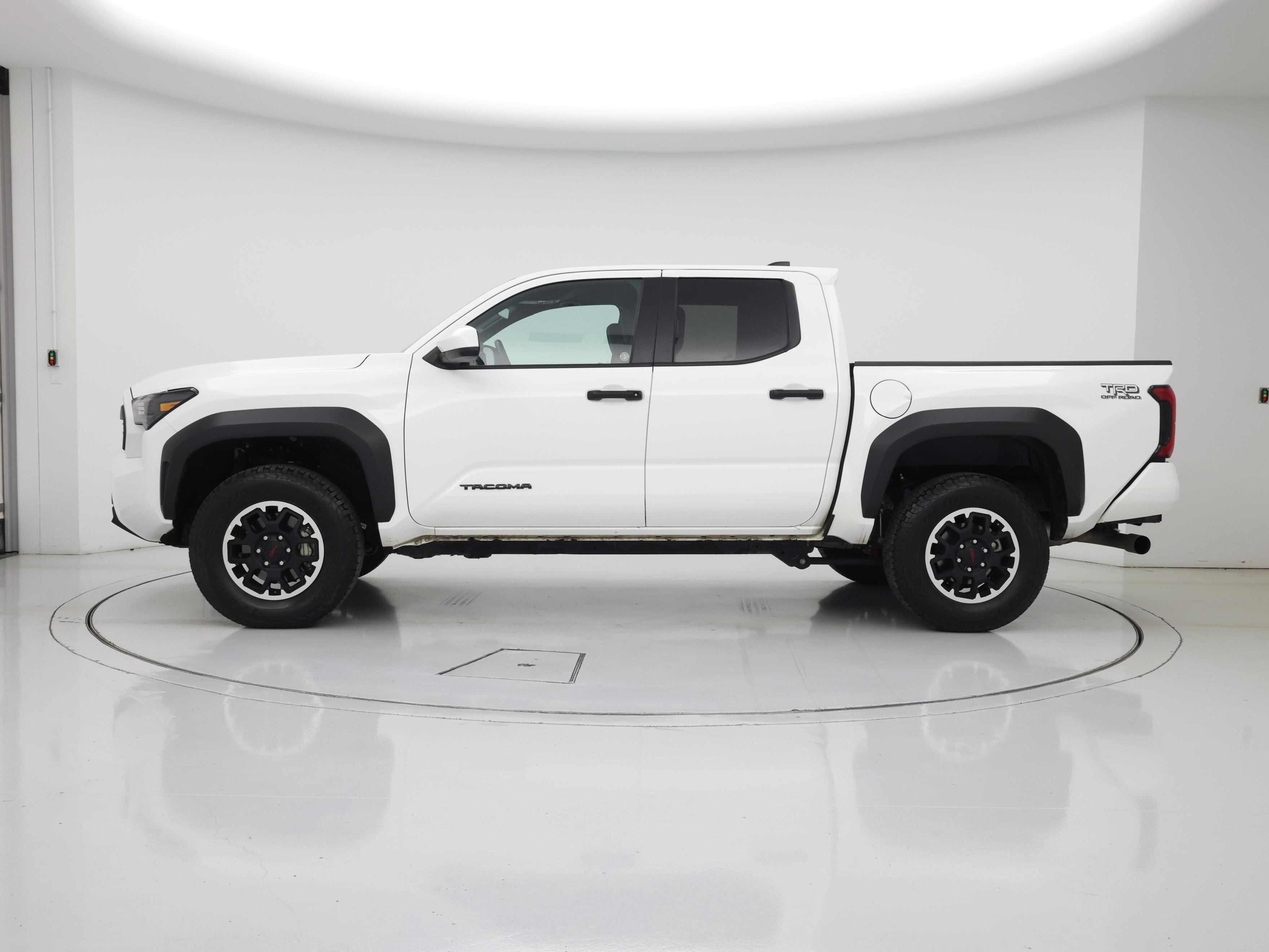 Thumbnail: 2025 Toyota Tacoma - 3