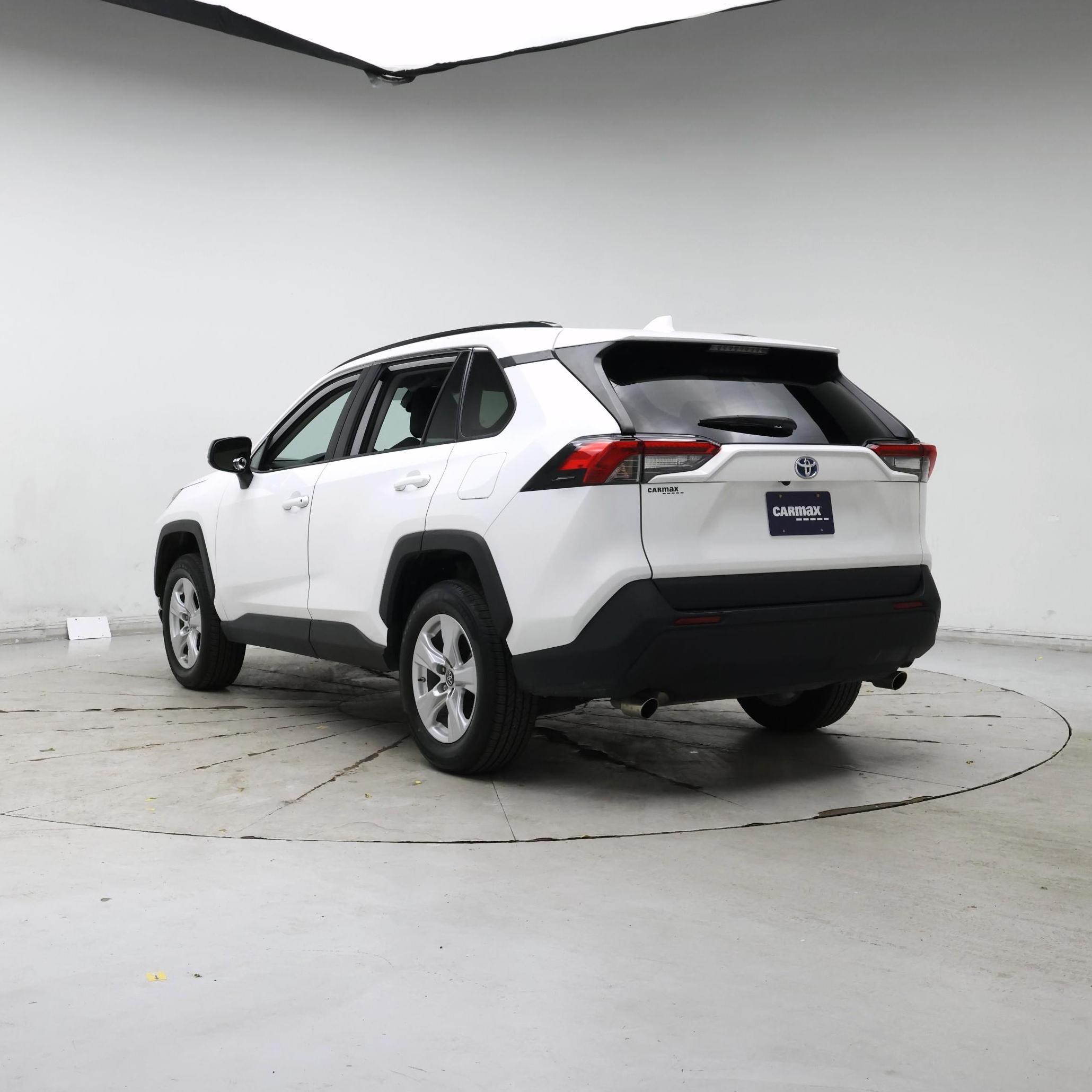 Thumbnail: 2021 Toyota RAV4 - 2