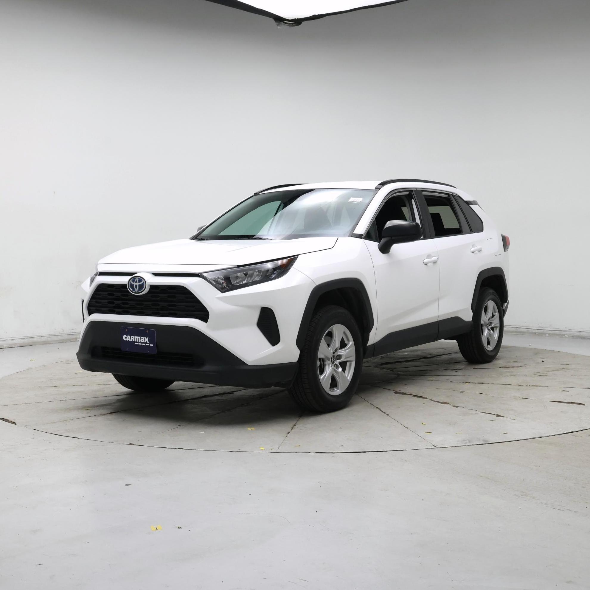 Thumbnail: 2021 Toyota RAV4 - 4