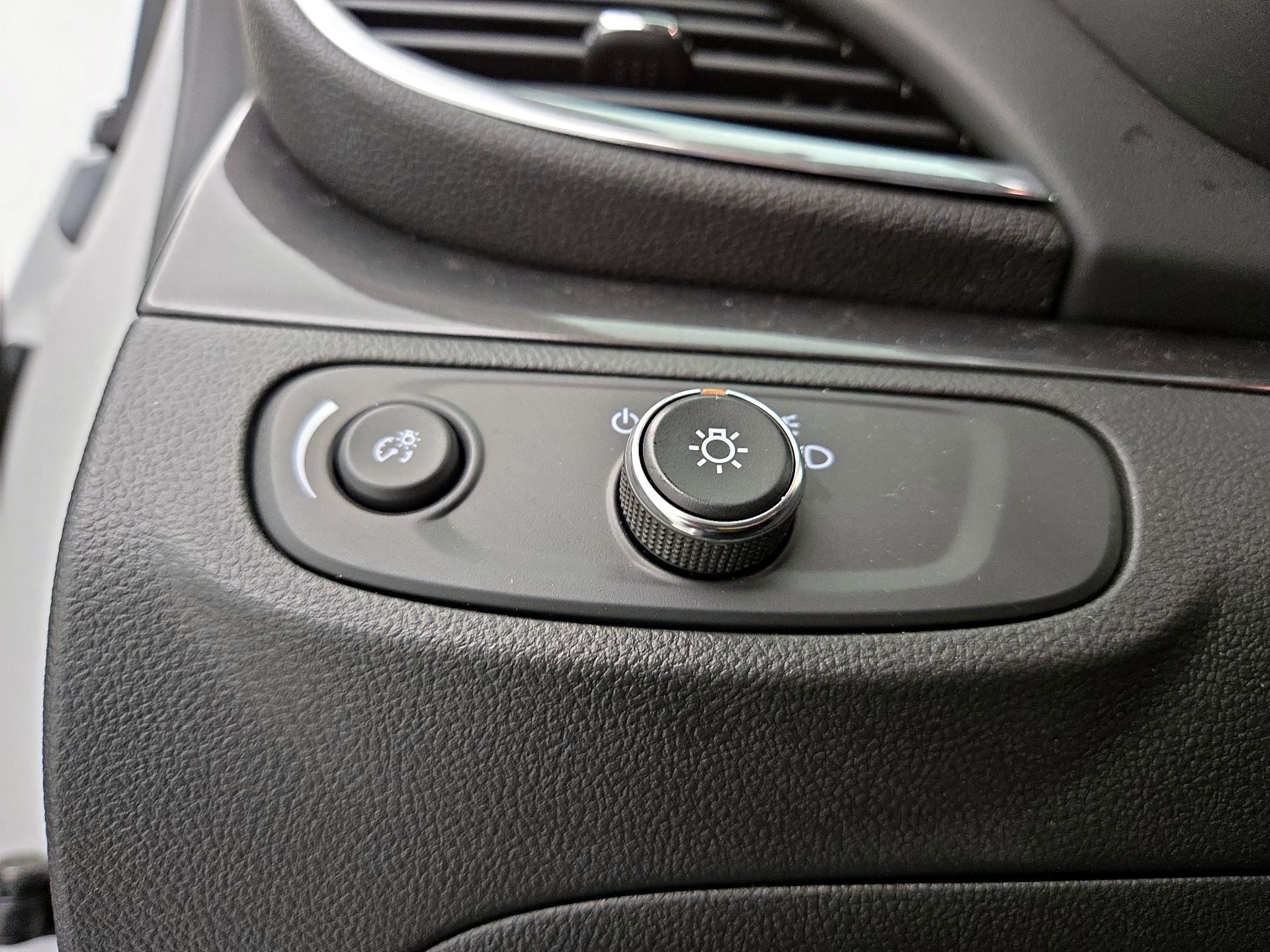 Thumbnail: 2020 Buick Encore - 13