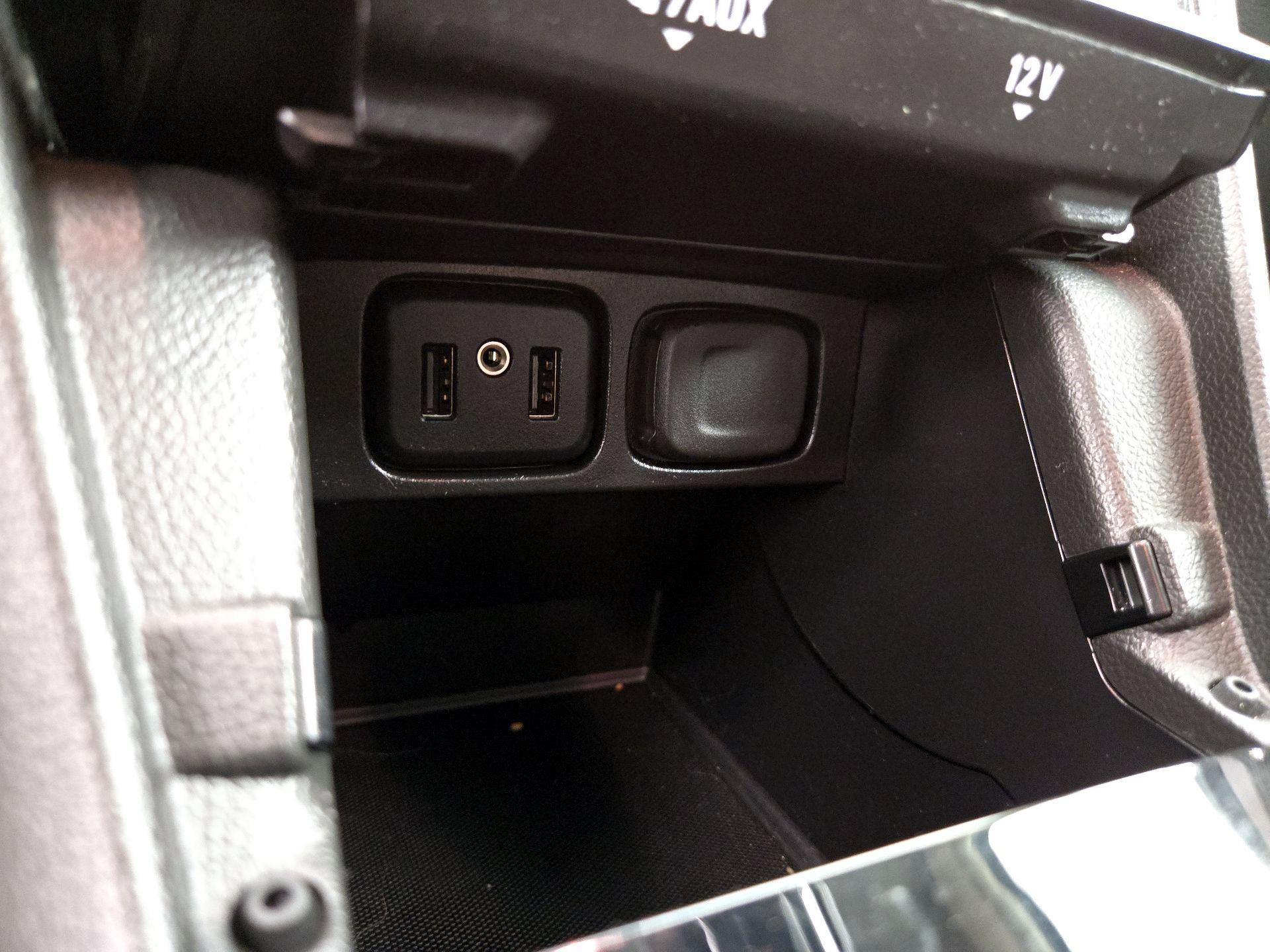 Thumbnail: 2020 Buick Encore - 18