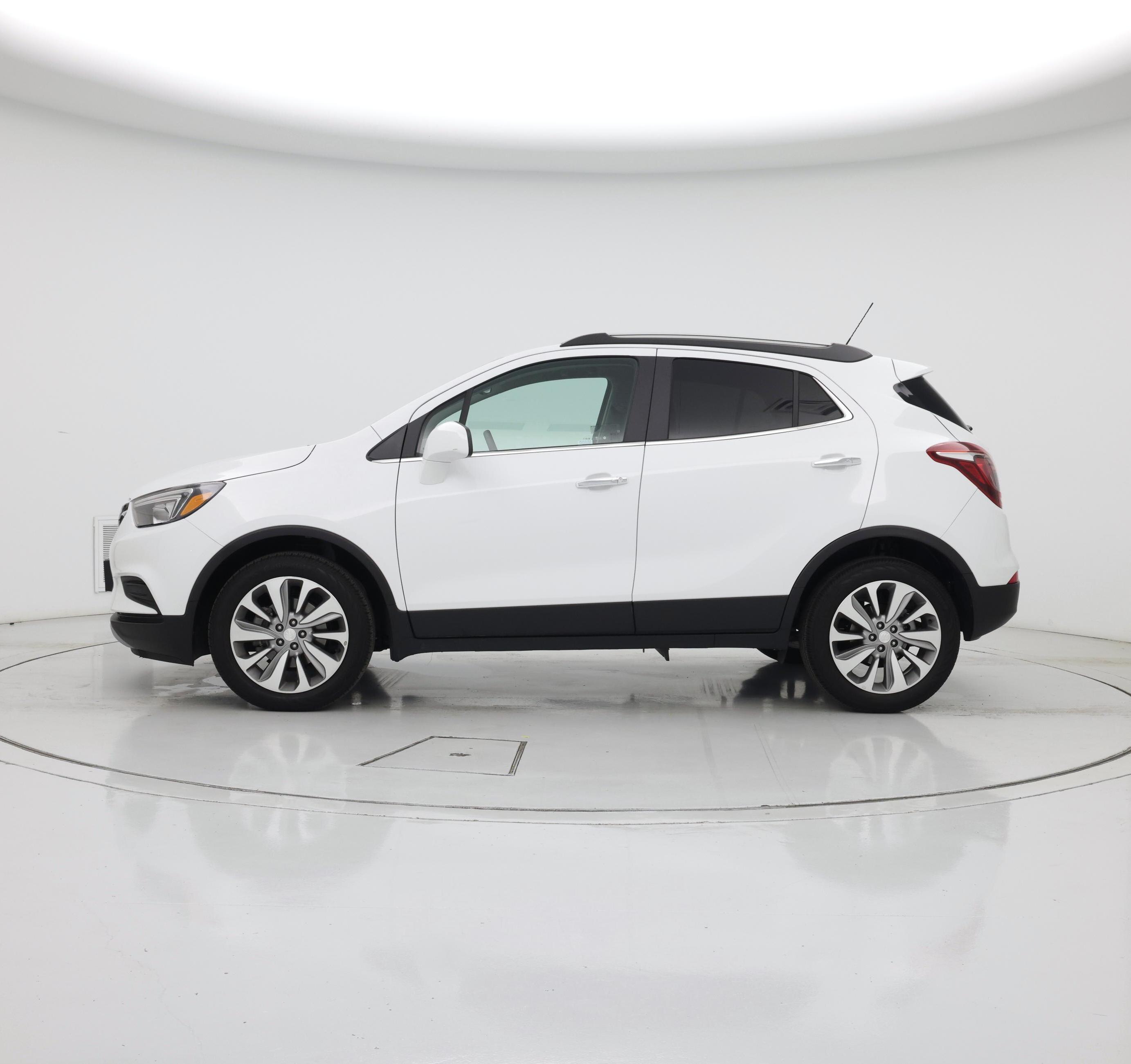 Thumbnail: 2020 Buick Encore - 3