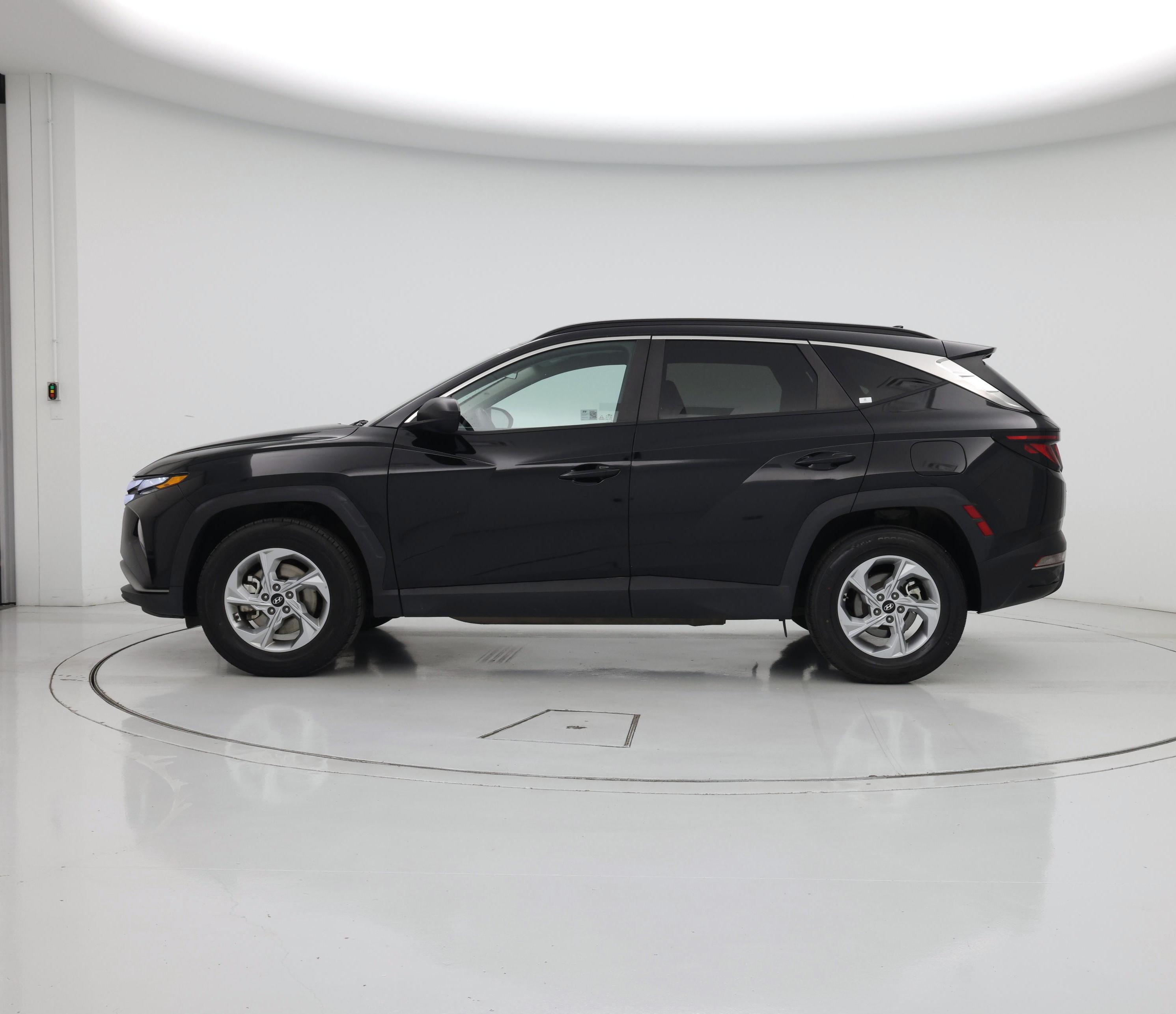 Thumbnail: 2024 Hyundai Tucson - 3
