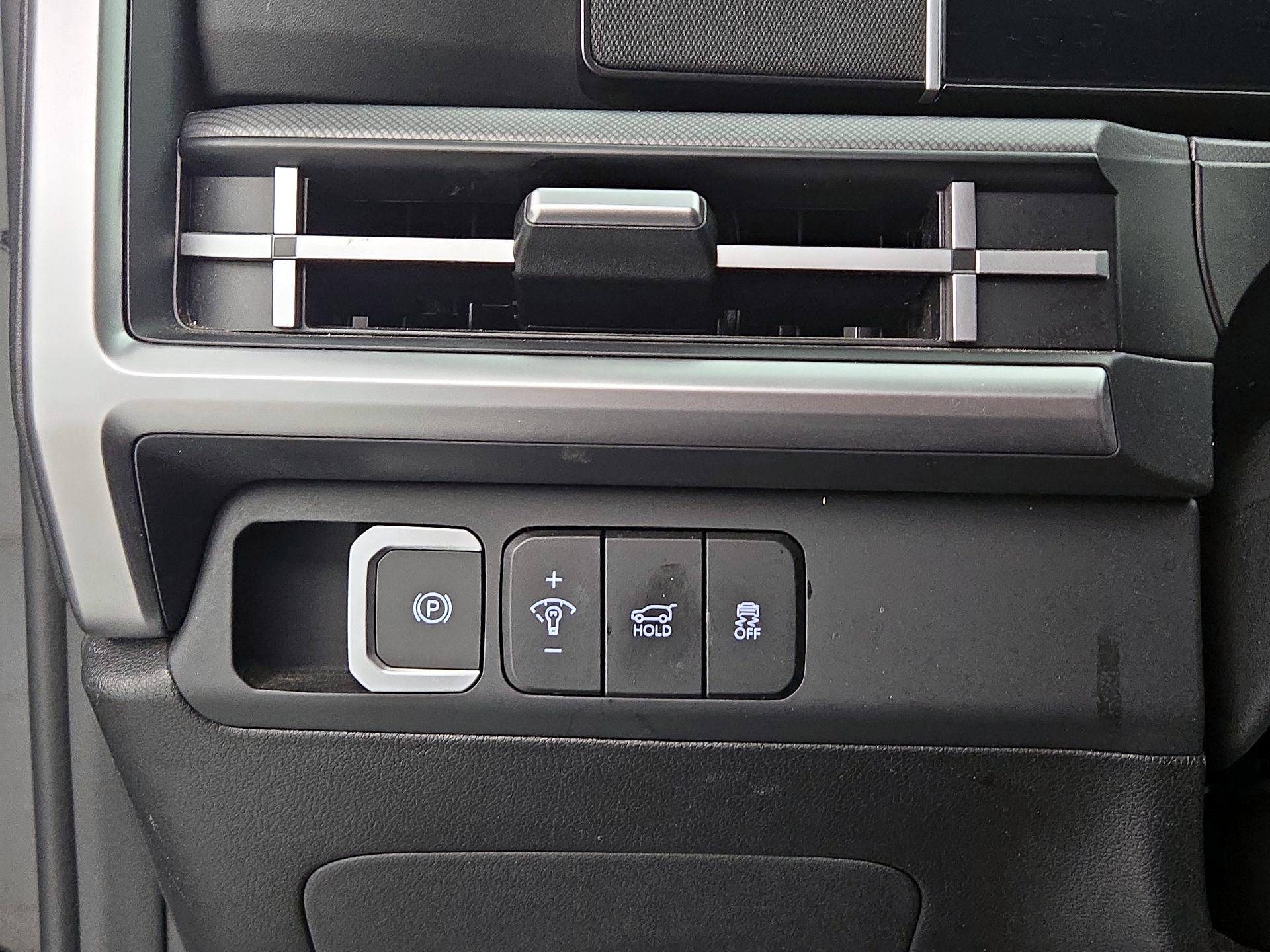 Thumbnail: 2024 Hyundai Santa Fe - 13