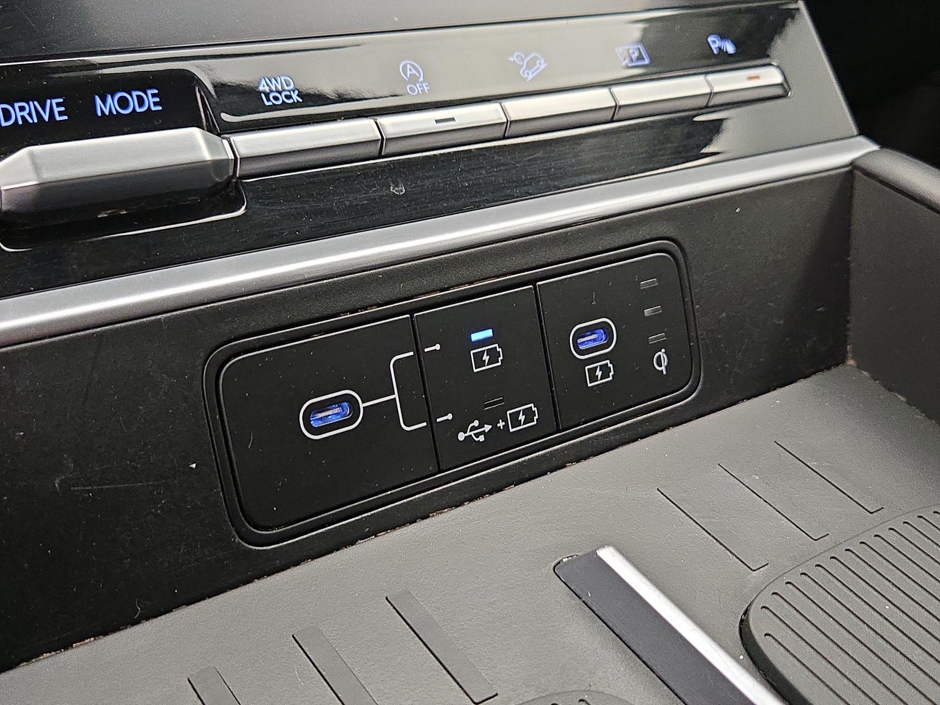 Thumbnail: 2024 Hyundai Santa Fe - 18