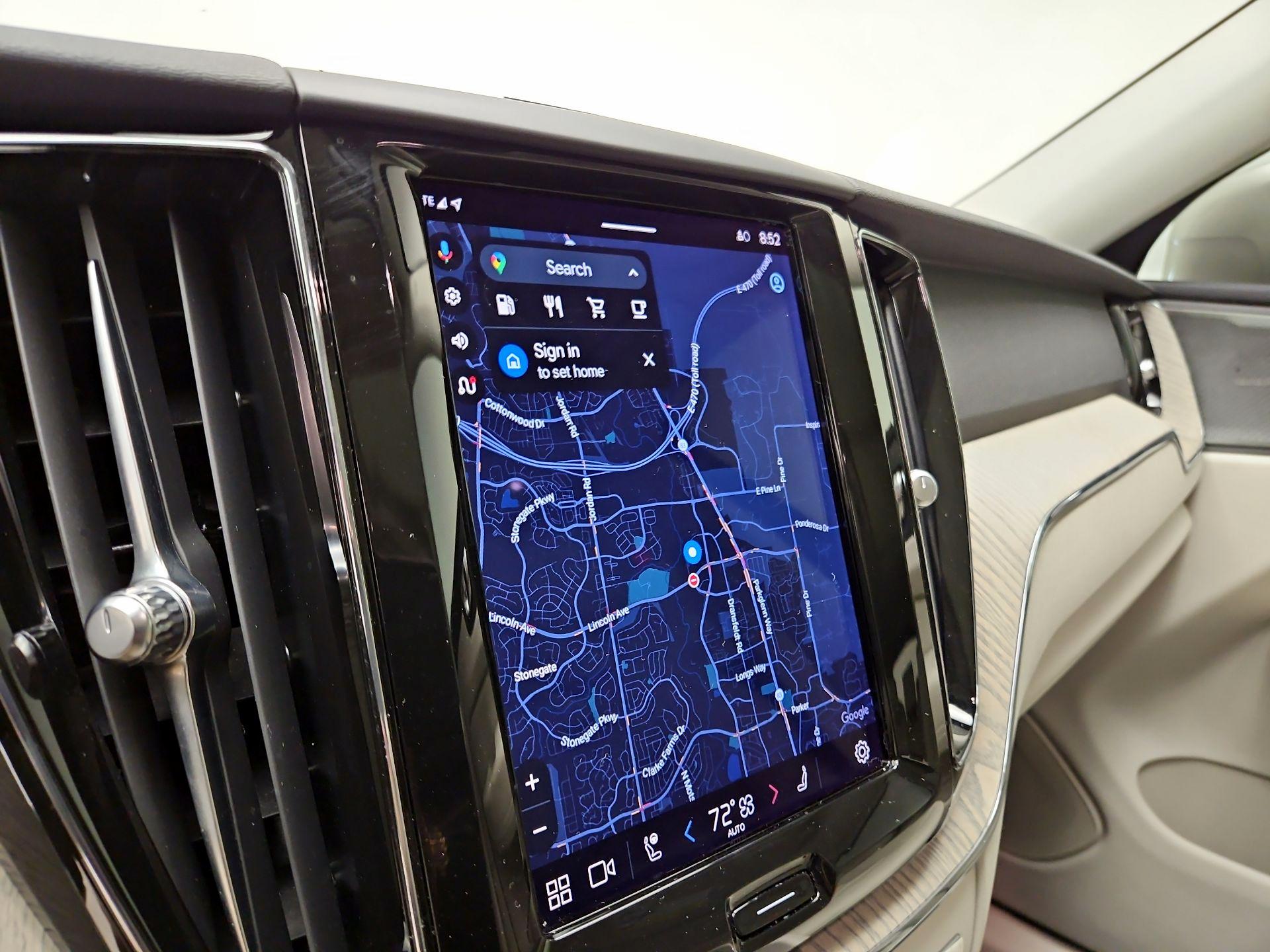 Thumbnail: 2023 Volvo XC60 - 14