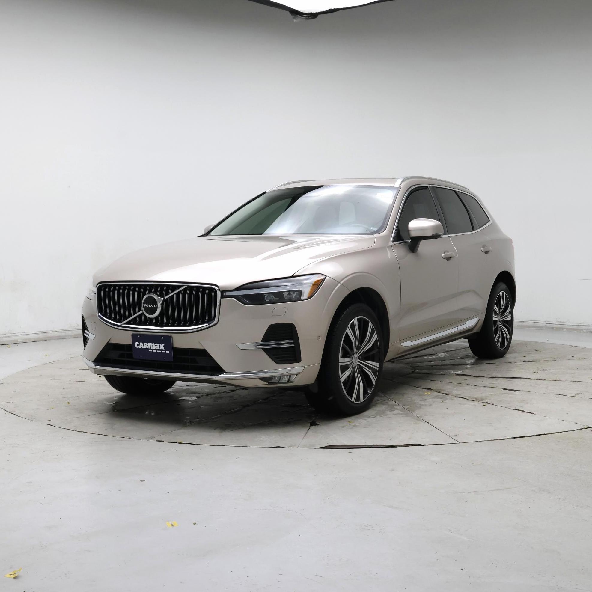 Thumbnail: 2023 Volvo XC60 - 4