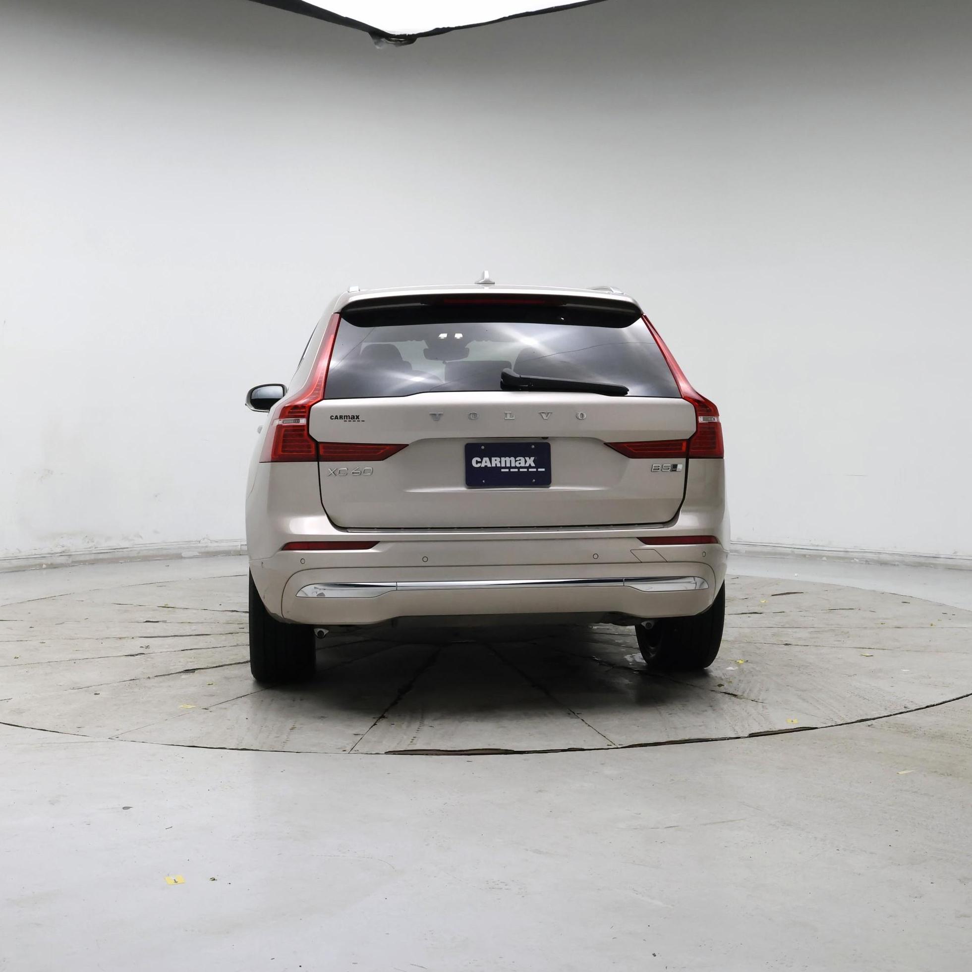 Thumbnail: 2023 Volvo XC60 - 6