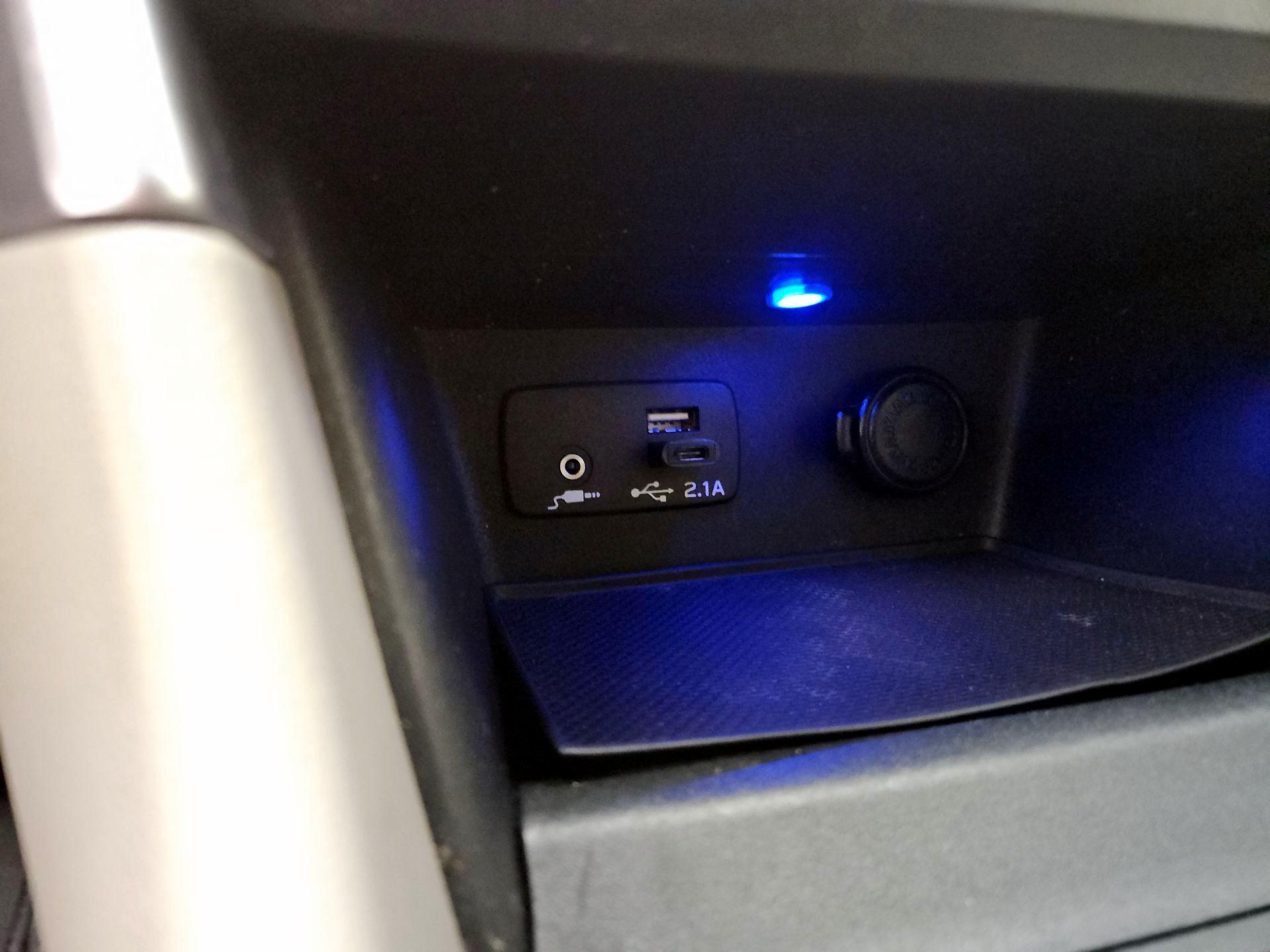 Thumbnail: 2020 Subaru Forester - 18