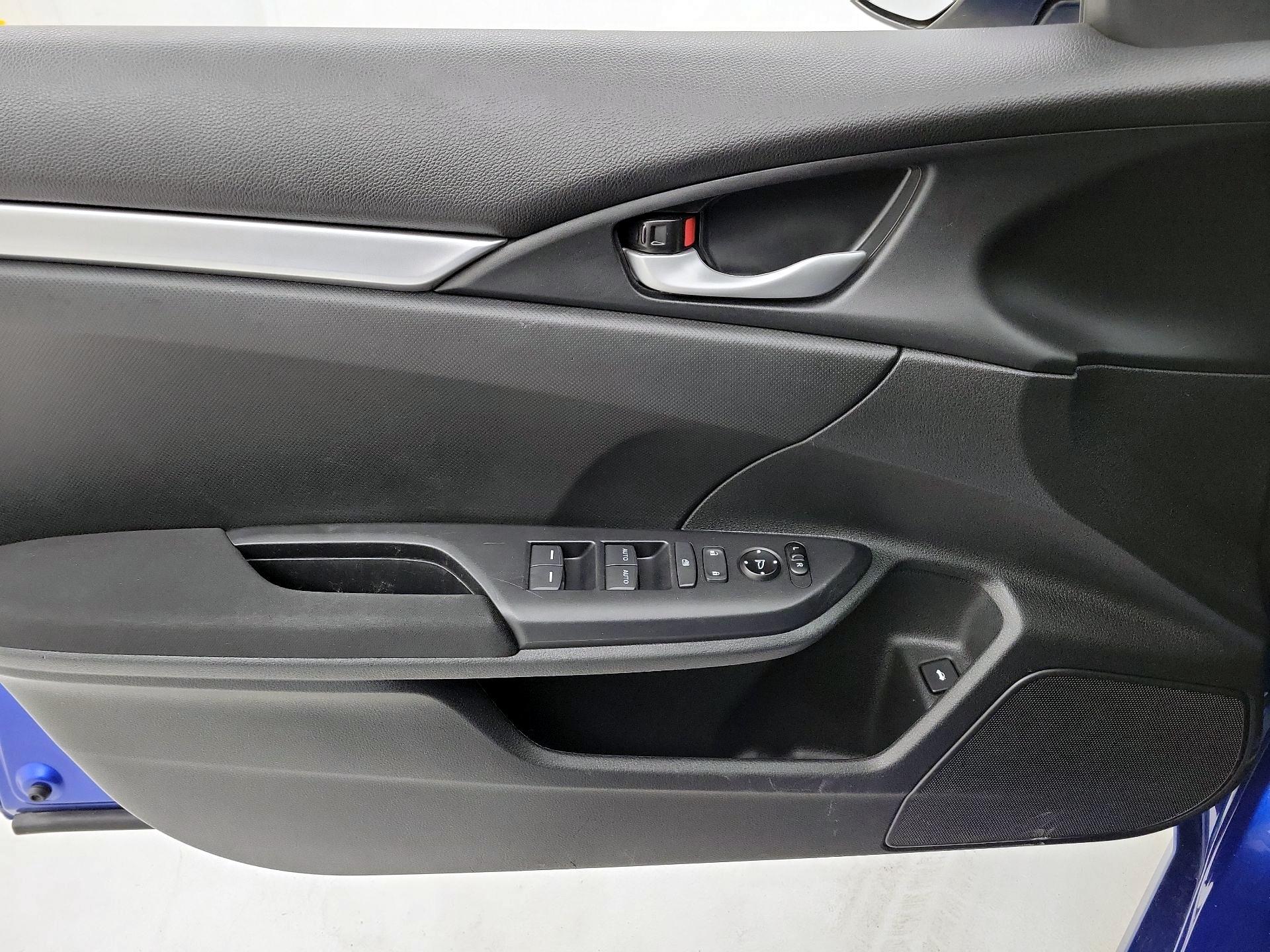 Thumbnail: 2019 Honda Civic - 12