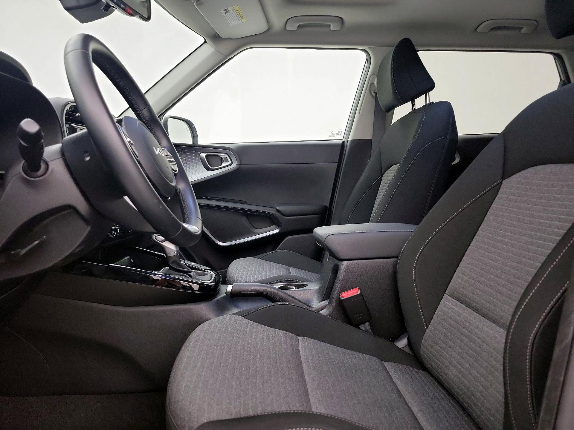 Thumbnail: 2023 Kia Soul - 11