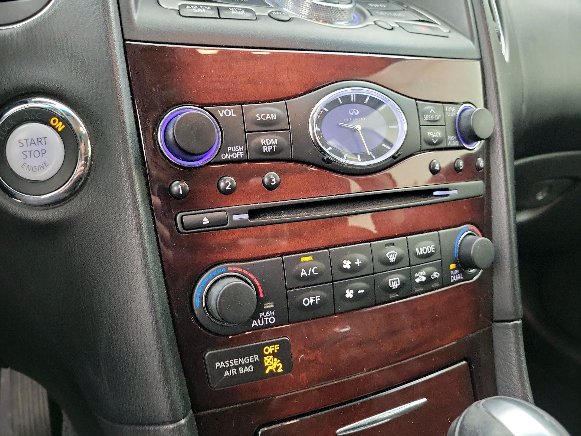 Thumbnail: 2014 INFINITI QX50 - 16
