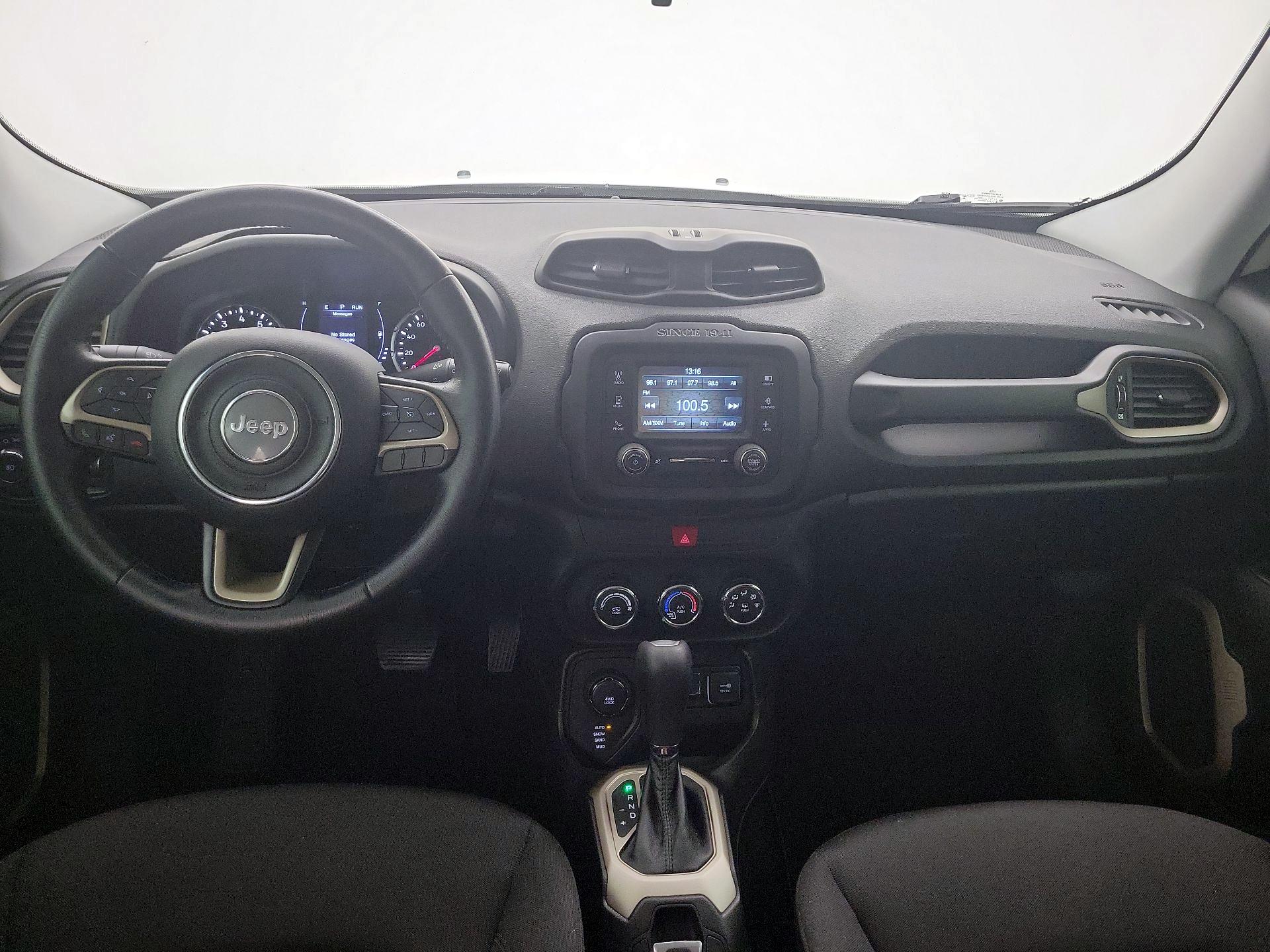 Thumbnail: 2017 Jeep Renegade - 9