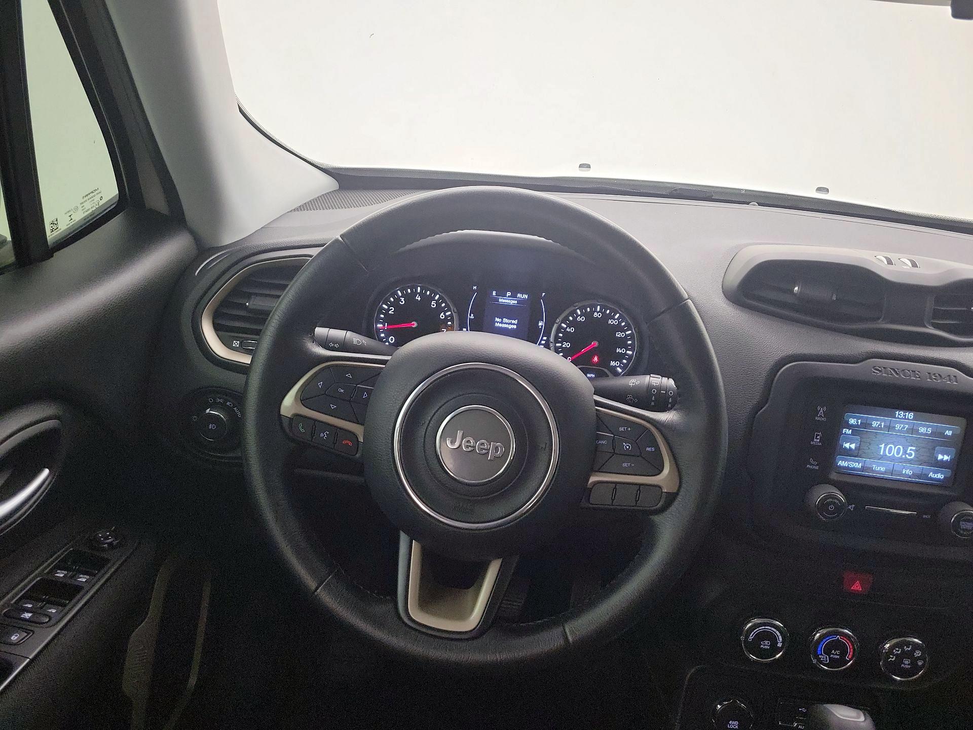 Thumbnail: 2017 Jeep Renegade - 10