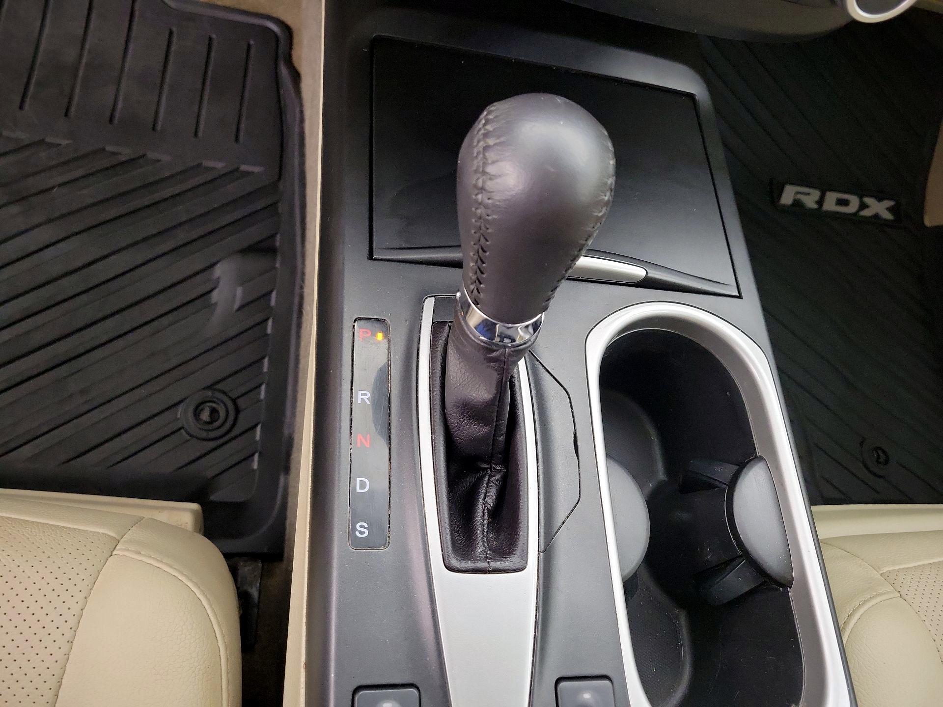 Thumbnail: 2018 Acura RDX - 18