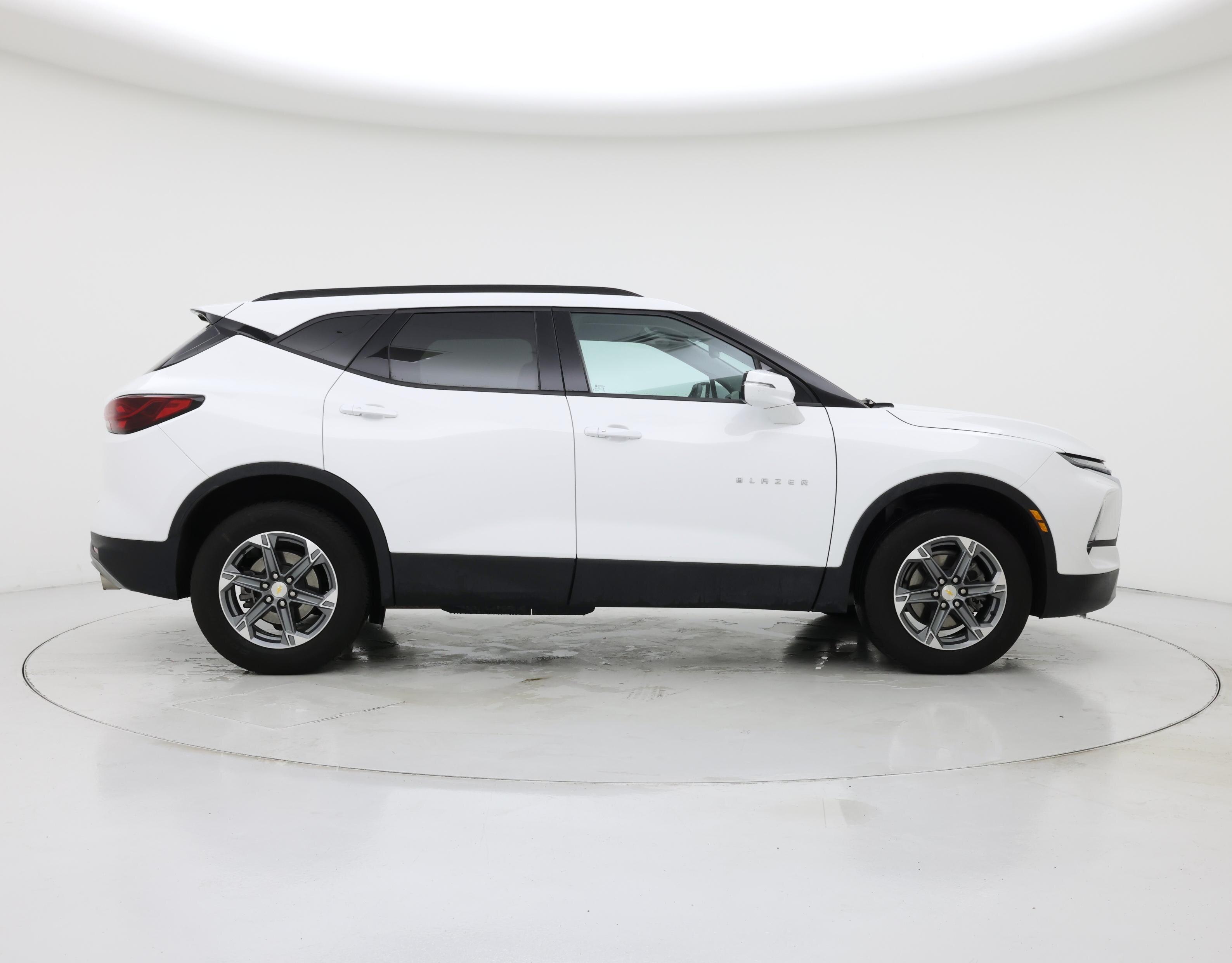 Thumbnail: 2023 Chevrolet Blazer - 7