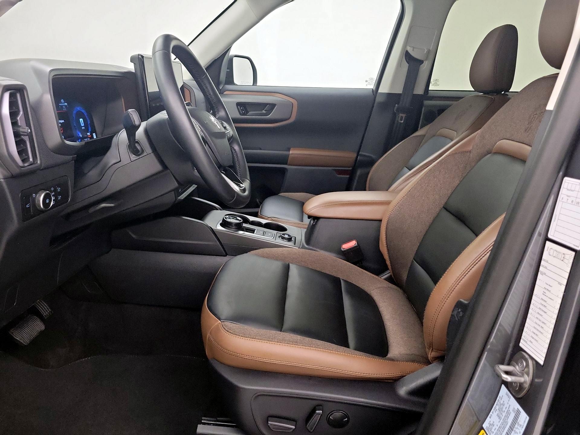 Thumbnail: 2025 Ford Bronco Sport - 11