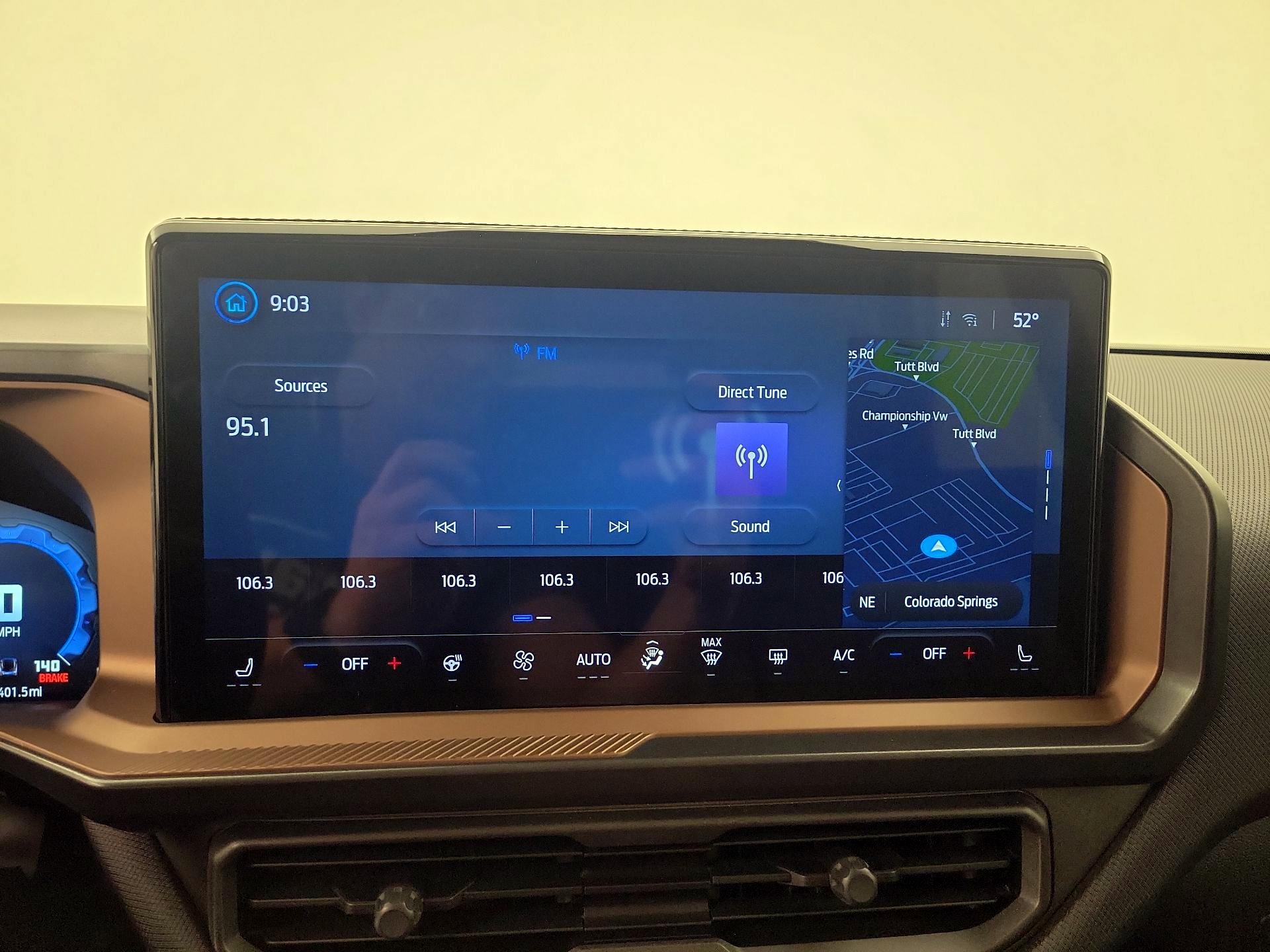 Thumbnail: 2025 Ford Bronco Sport - 15