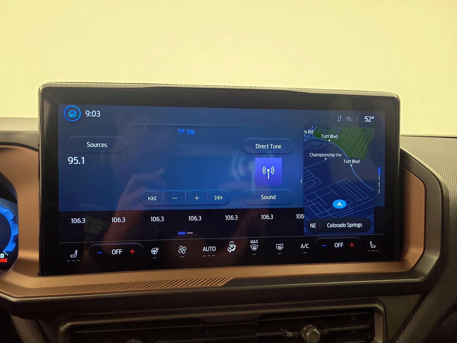 Thumbnail: 2025 Ford Bronco Sport - 16