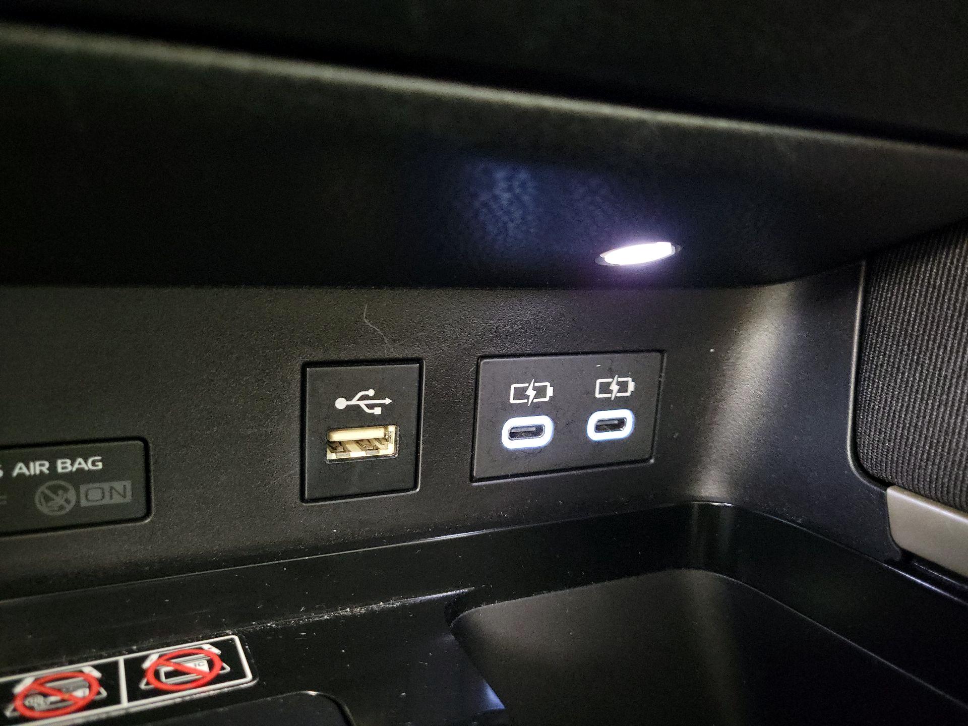 Thumbnail: 2025 Toyota Camry - 18