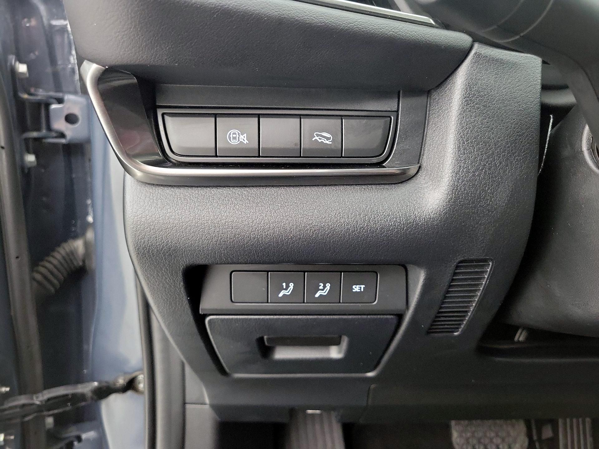 Thumbnail: 2025 Mazda CX-30 - 13