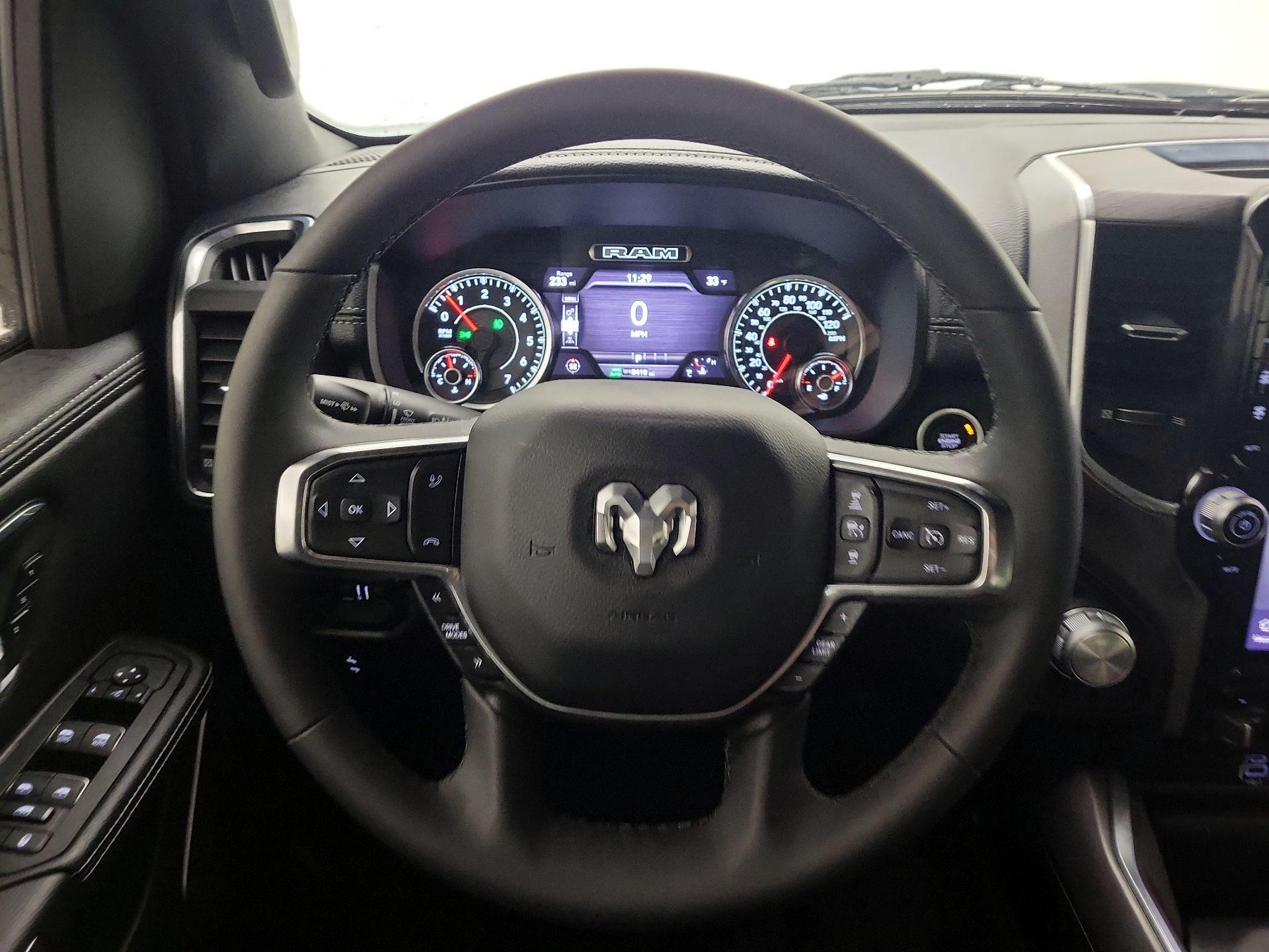 Thumbnail: 2025 RAM 1500 - 10