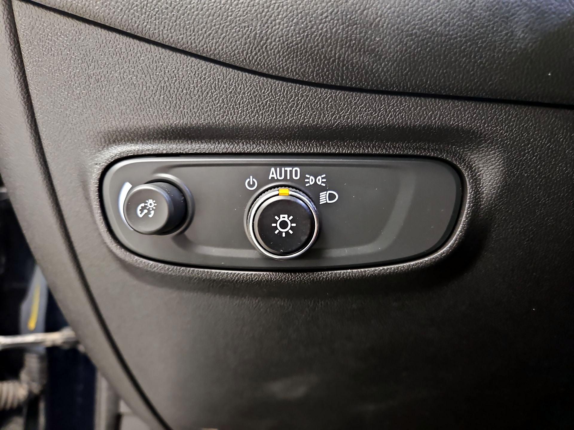 Thumbnail: 2021 Chevrolet Equinox - 13