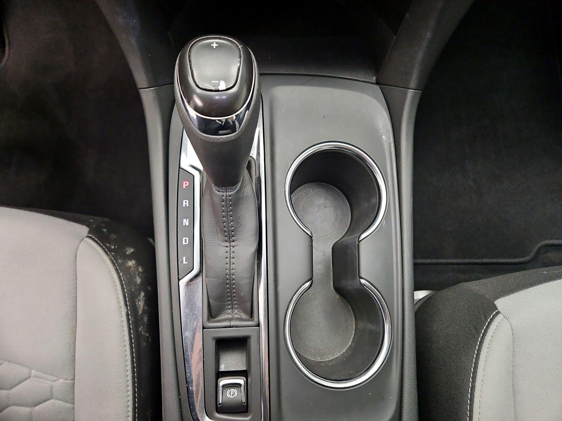 Thumbnail: 2021 Chevrolet Equinox - 17