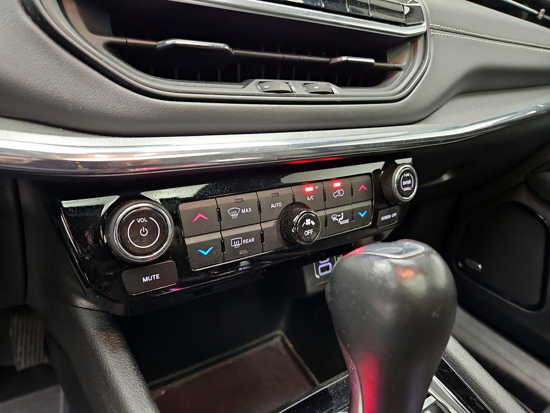 Thumbnail: 2022 Jeep Compass - 17