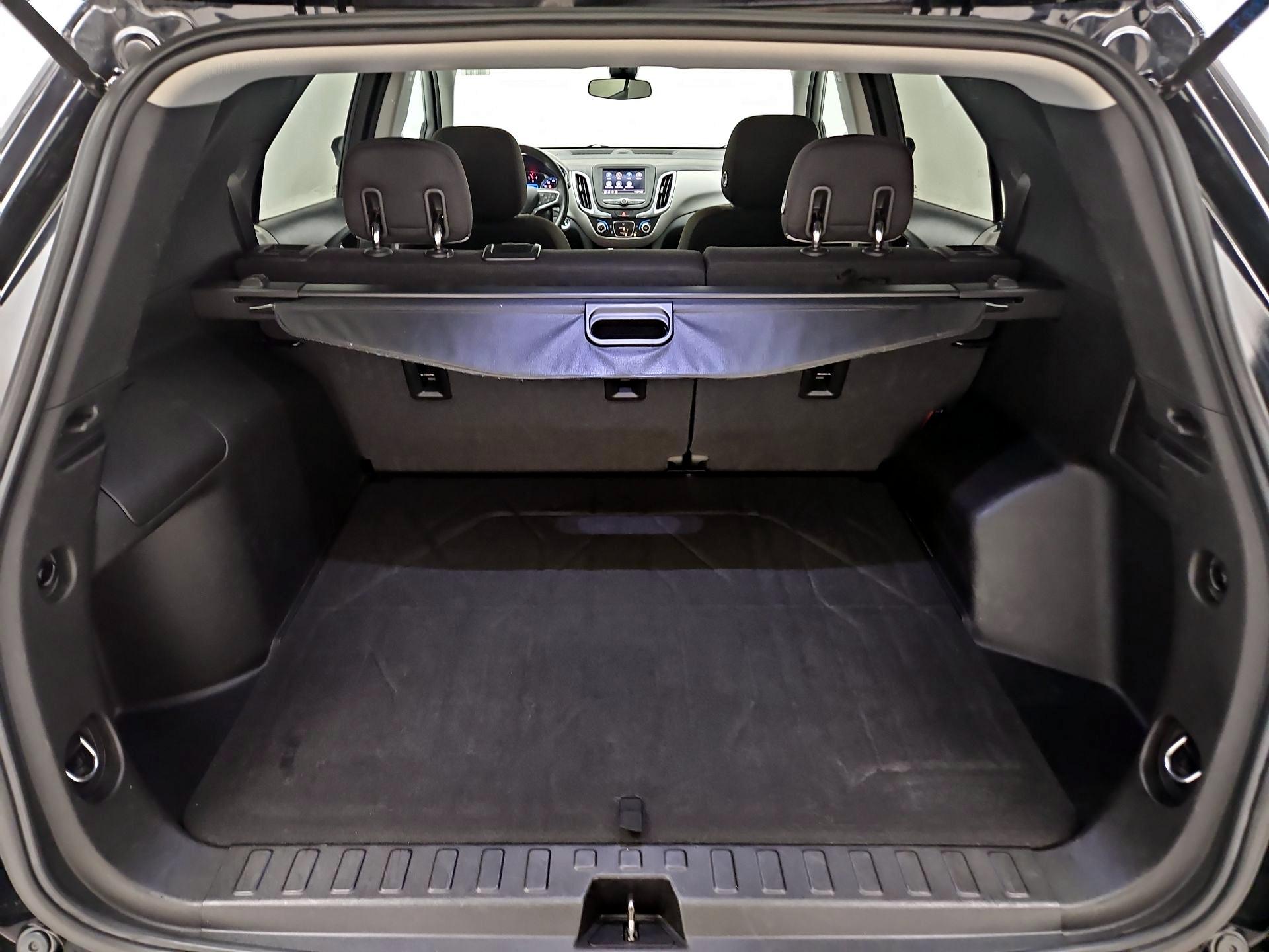 Thumbnail: 2020 Chevrolet Equinox - 20