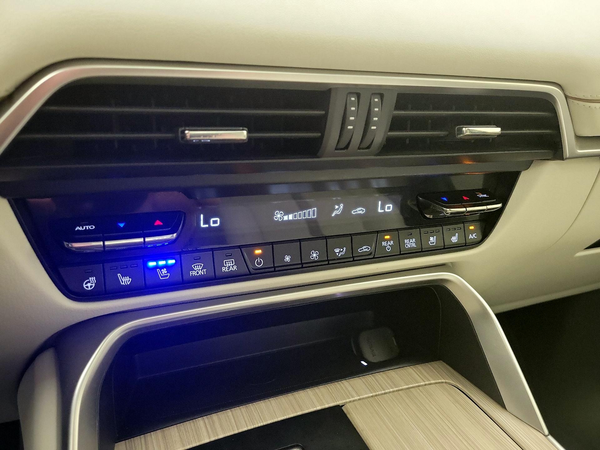 Thumbnail: 2025 Mazda CX-90 - 17