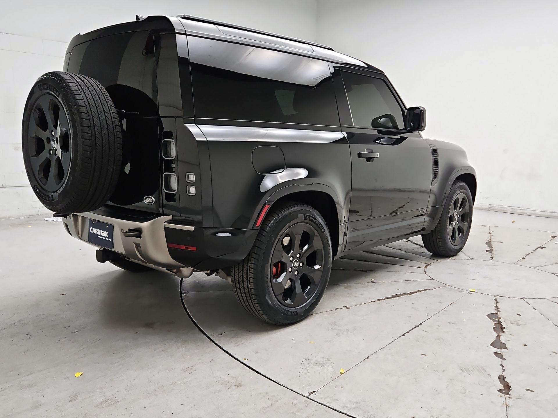 Thumbnail: 2021 Land Rover Defender - 5