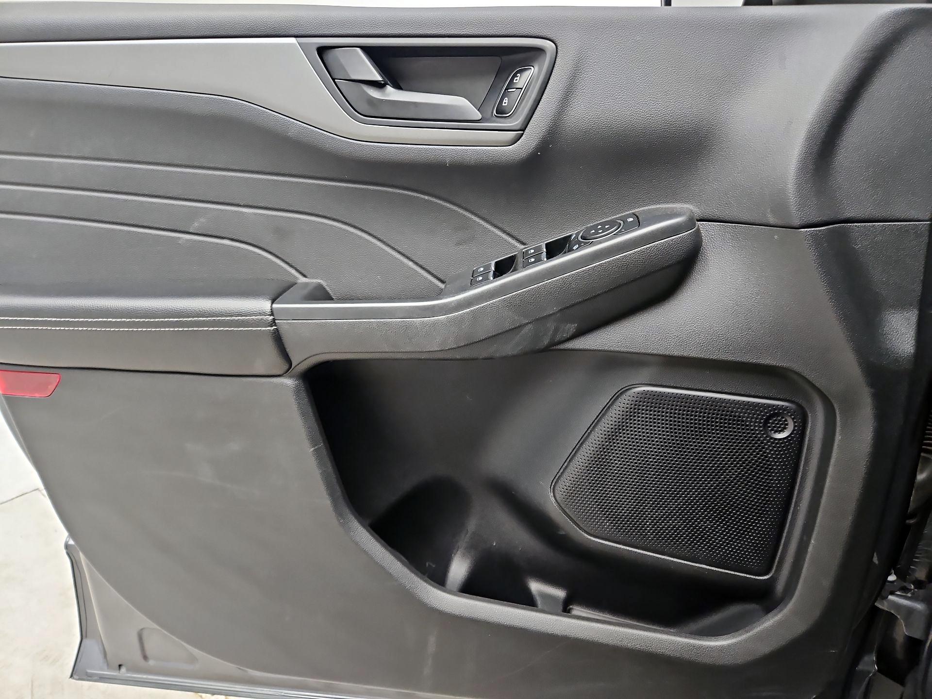 Thumbnail: 2023 Ford Escape - 12