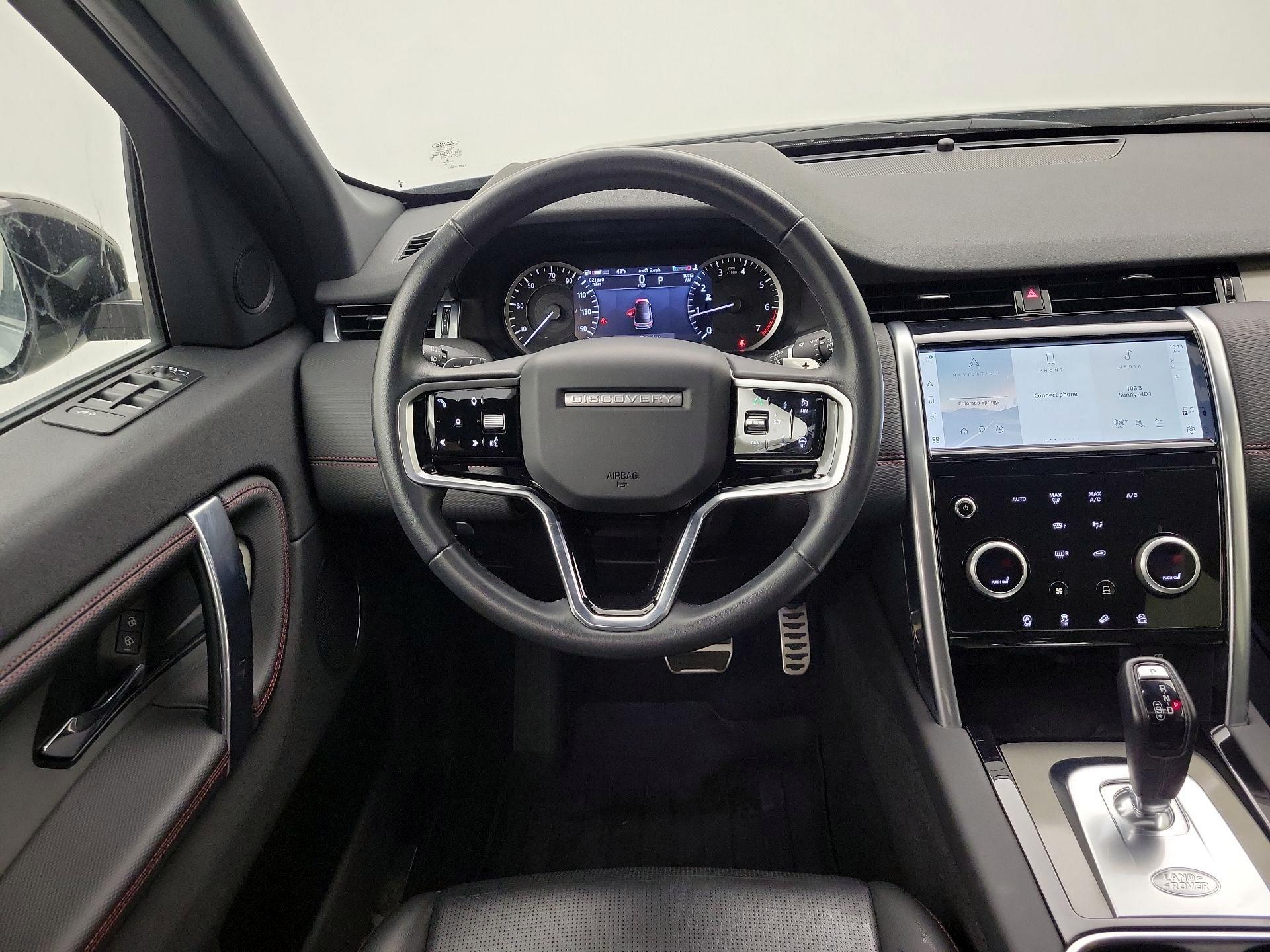 Thumbnail: 2023 Land Rover Discovery Sport - 10