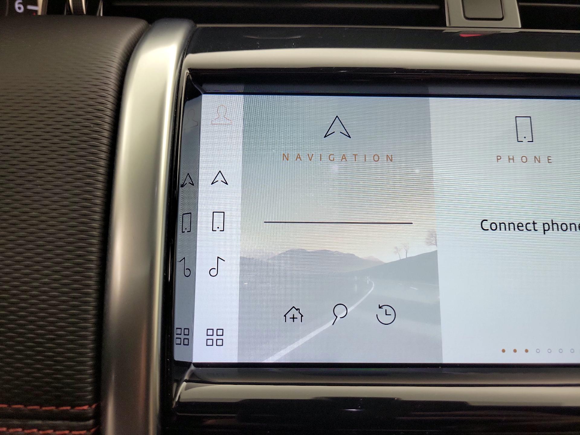 Thumbnail: 2023 Land Rover Discovery Sport - 14