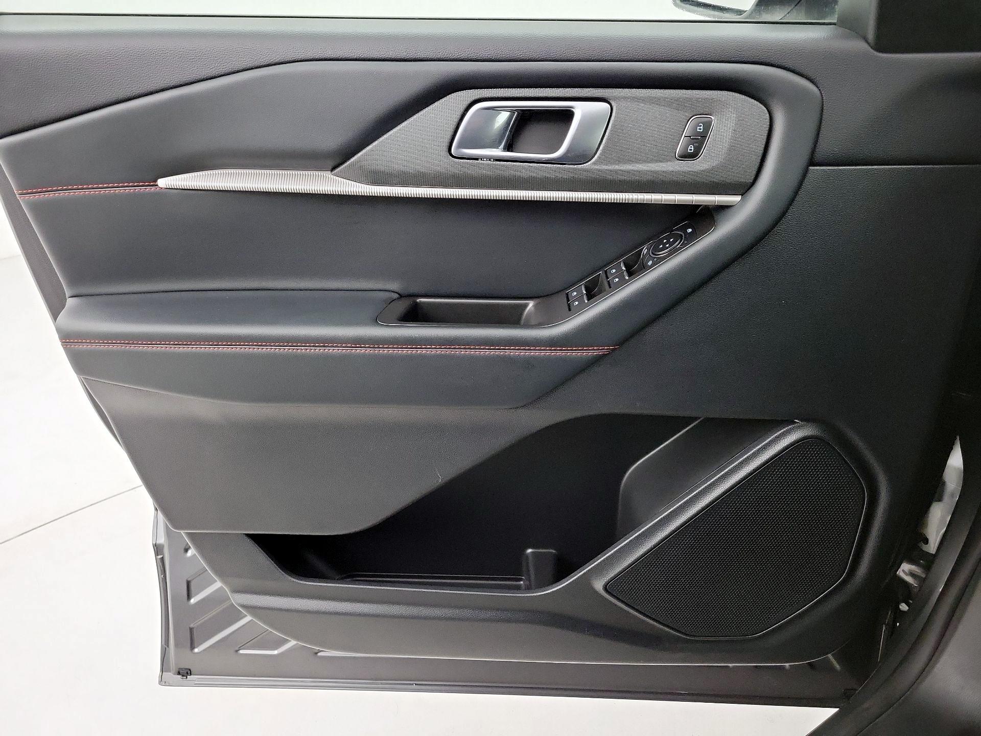 Thumbnail: 2025 Ford Explorer - 12