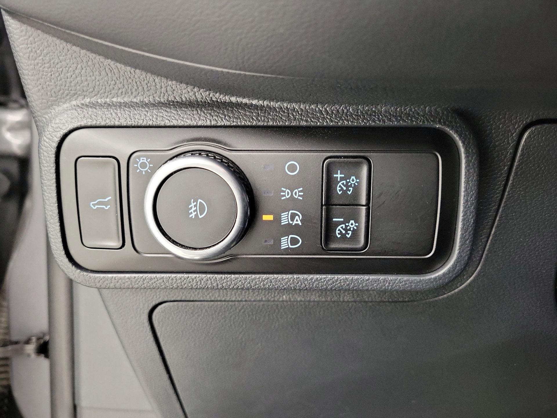 Thumbnail: 2025 Ford Explorer - 13