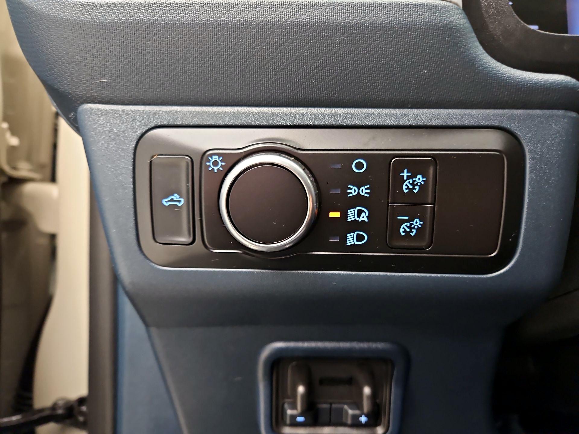 Thumbnail: 2025 Ford Maverick - 13