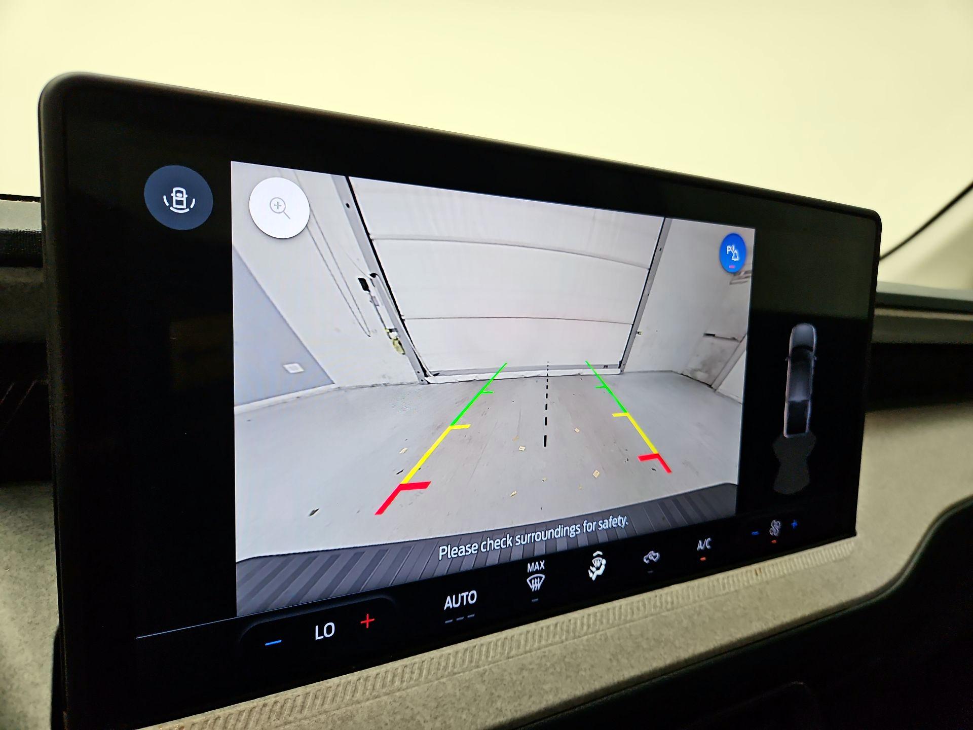 Thumbnail: 2025 Ford Maverick - 14