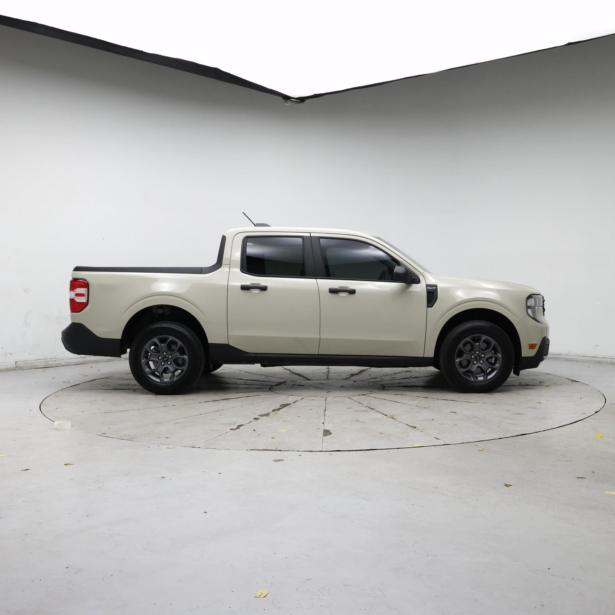 Thumbnail: 2025 Ford Maverick - 7