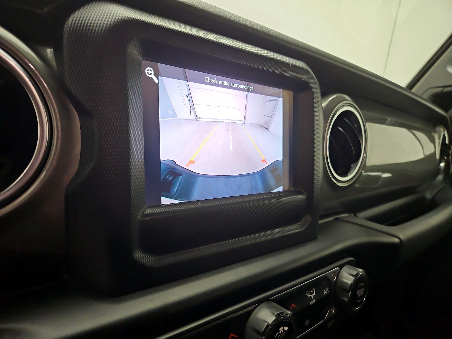 Thumbnail: 2021 Jeep Gladiator - 14