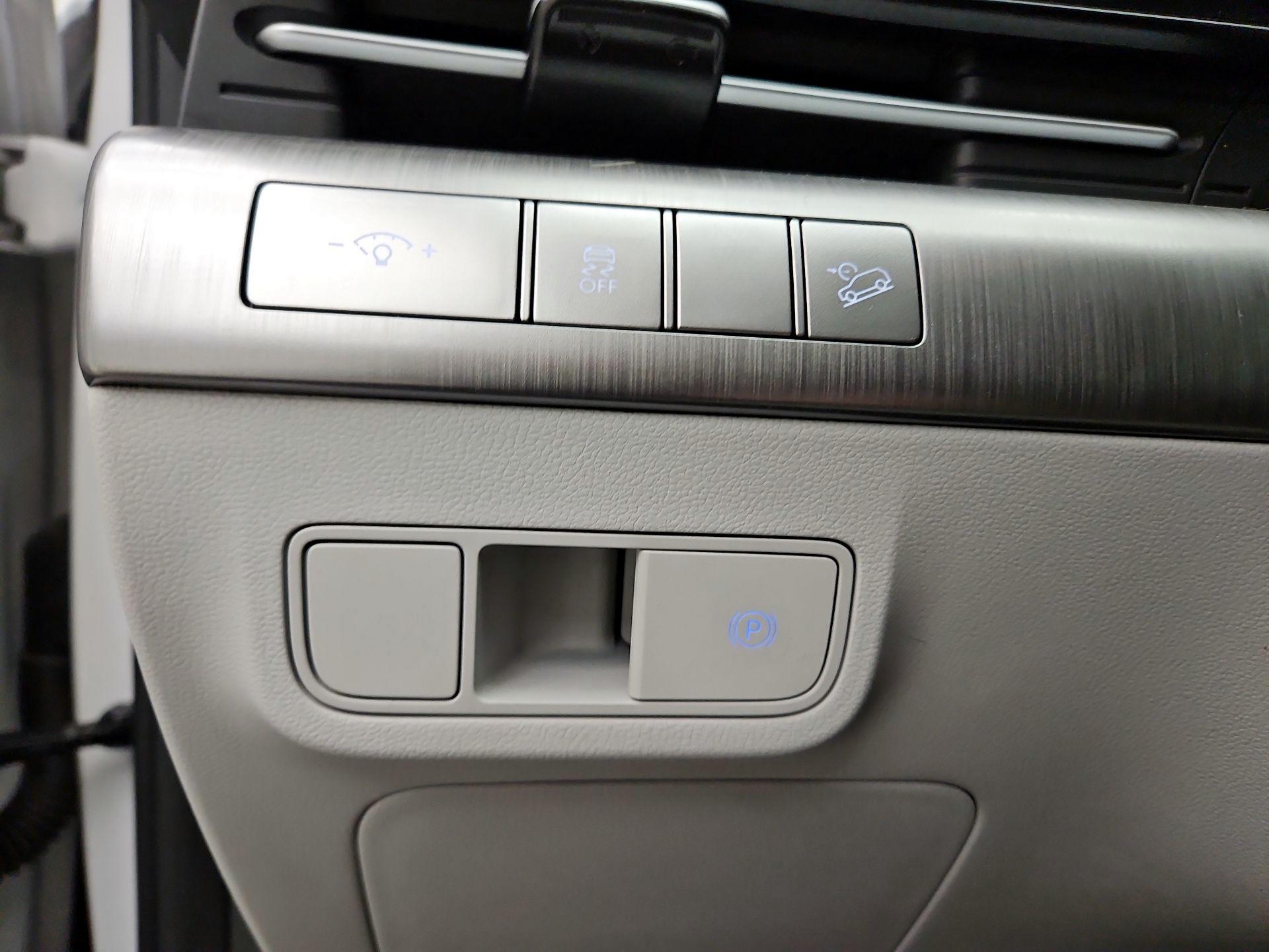 Thumbnail: 2024 Hyundai Kona - 13